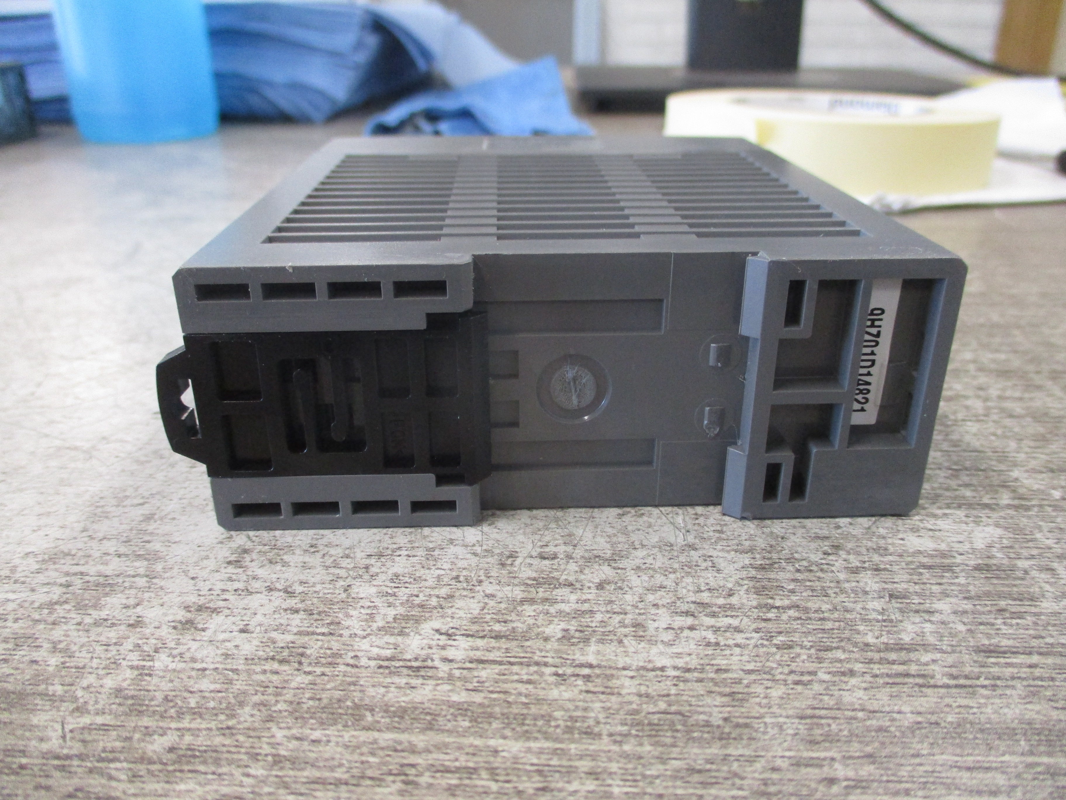 Idec Power Supply PS5R-VE24 90W Input: 50/60Hz 100-240VAC 1.1-0.6A