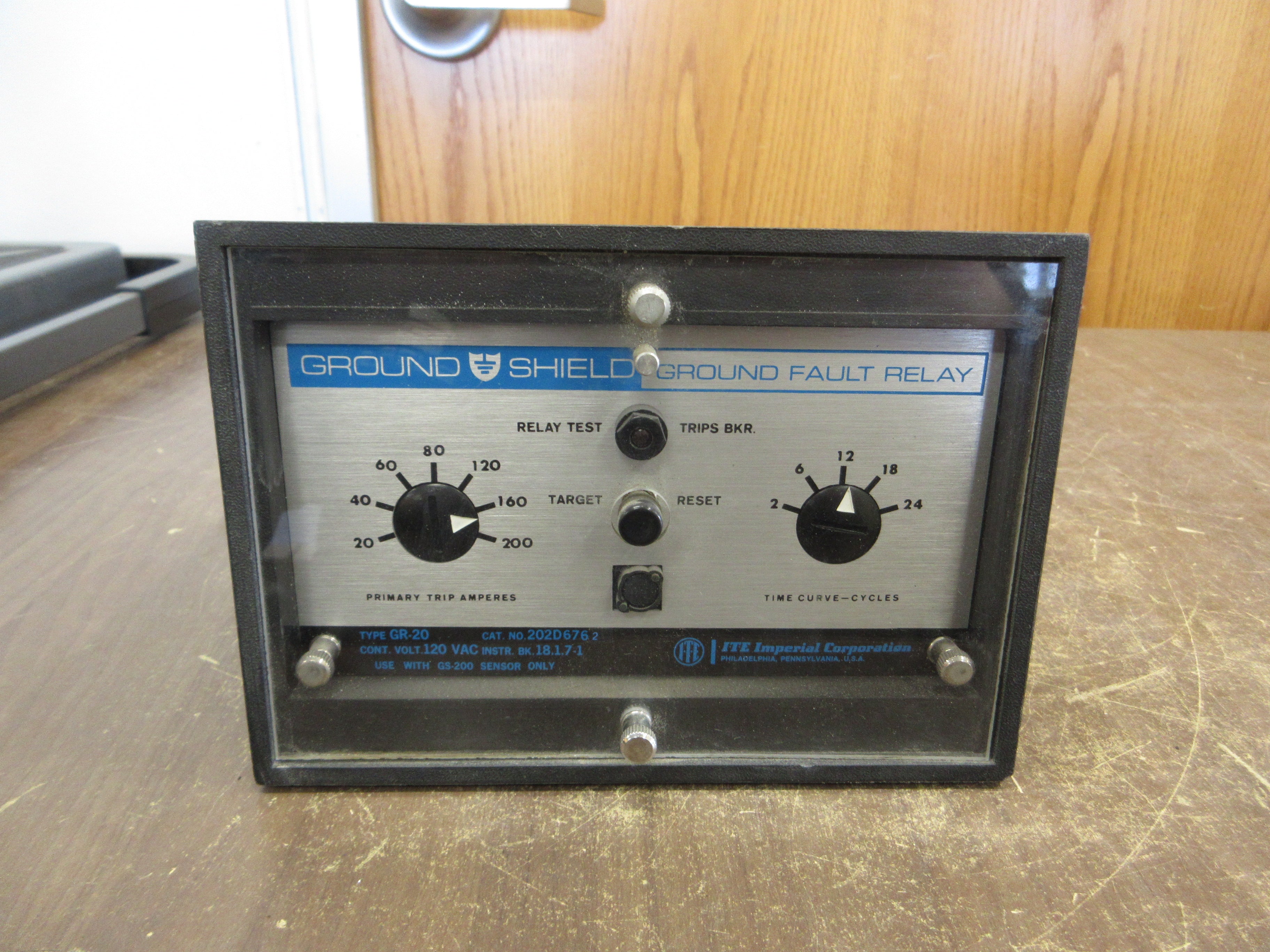 ITE GR-20 Ground Shield Ground Fault Relay 202D6762 120V Trip: 20-200A Used