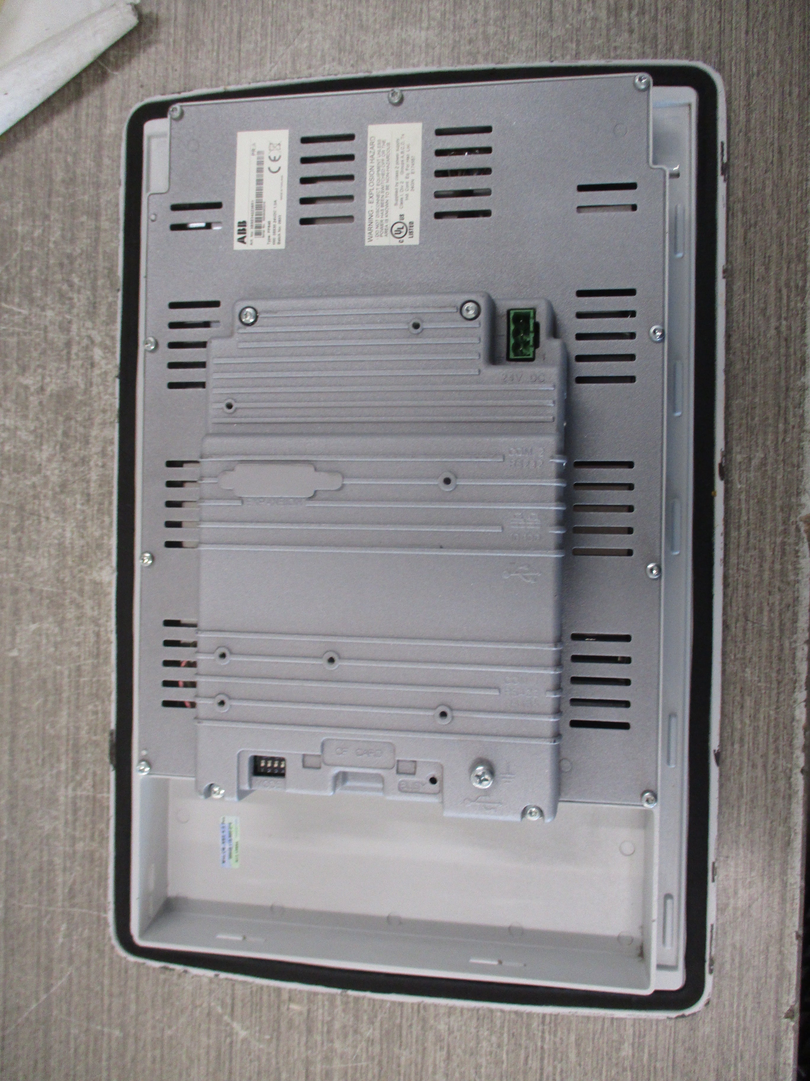 ABB PP846 Process Panel 3BSE042238R1 PR: A Used