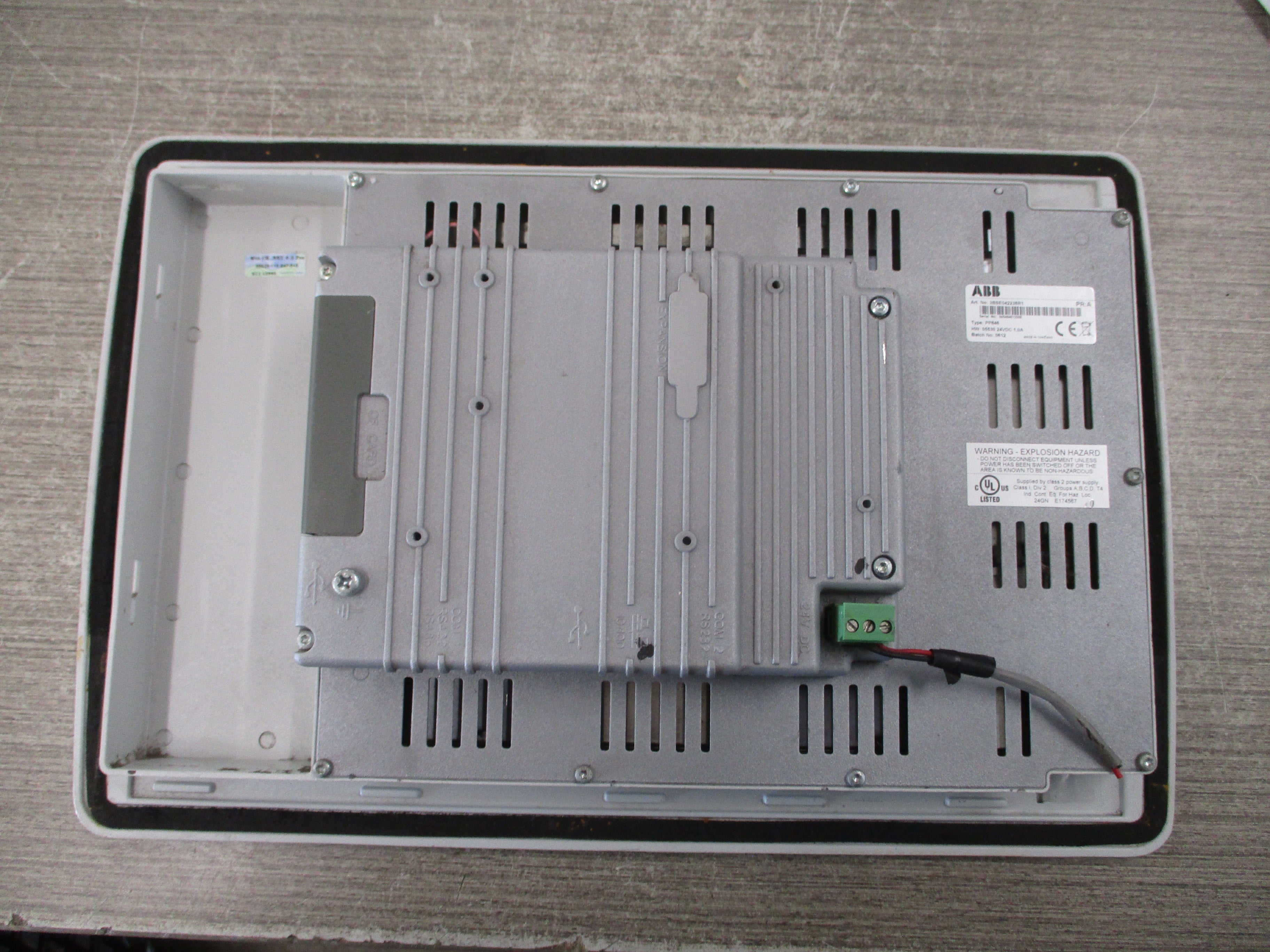 ABB PP846 Process Panel 3BSE042238R1 PR: A *No Mounting Hardware* Used