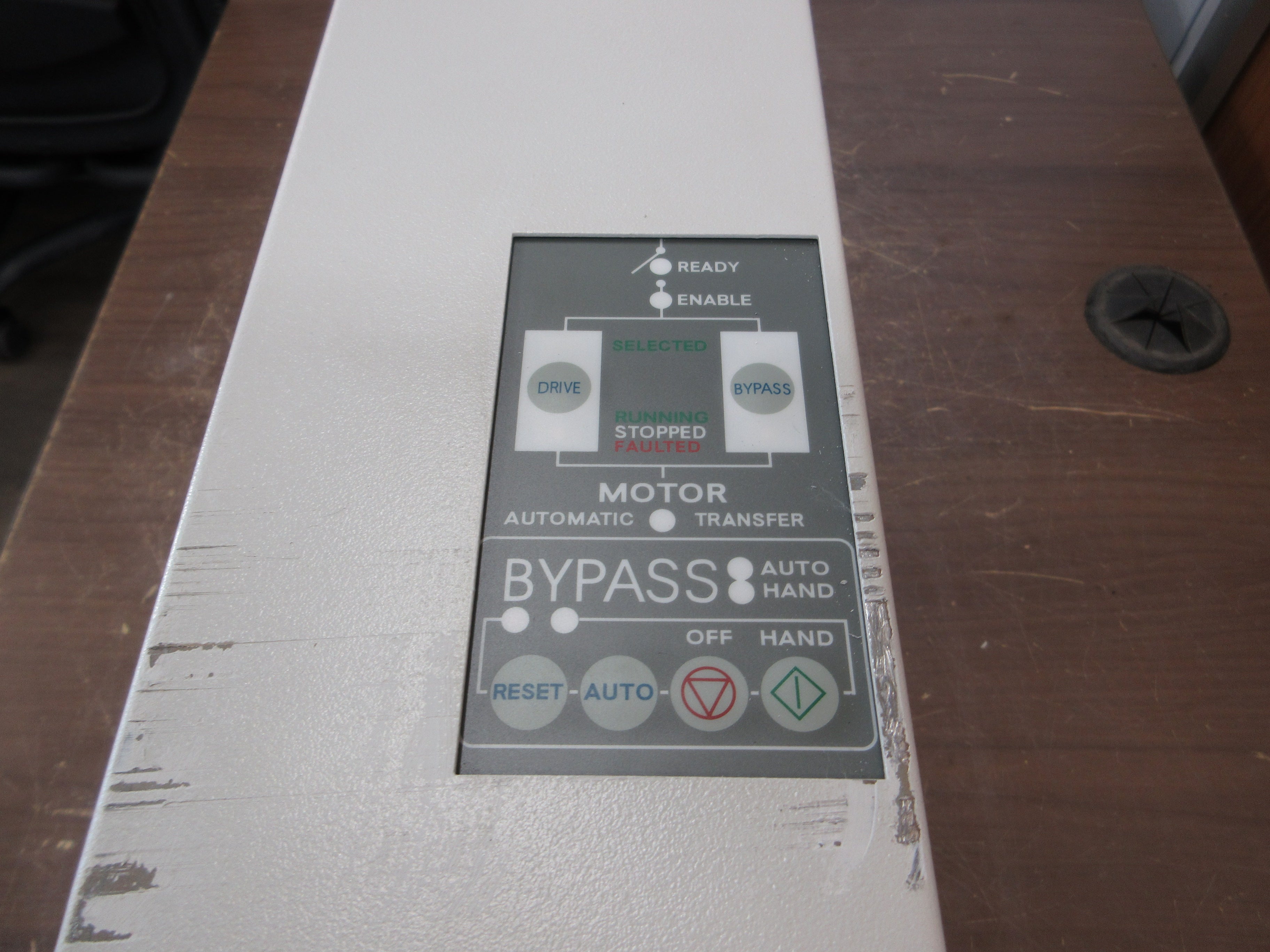 ABB ACH550 AC Drive w/ Bypass ACH550-VC-024A-2+F267 7.5HP 3Ph w/ Keypad Used