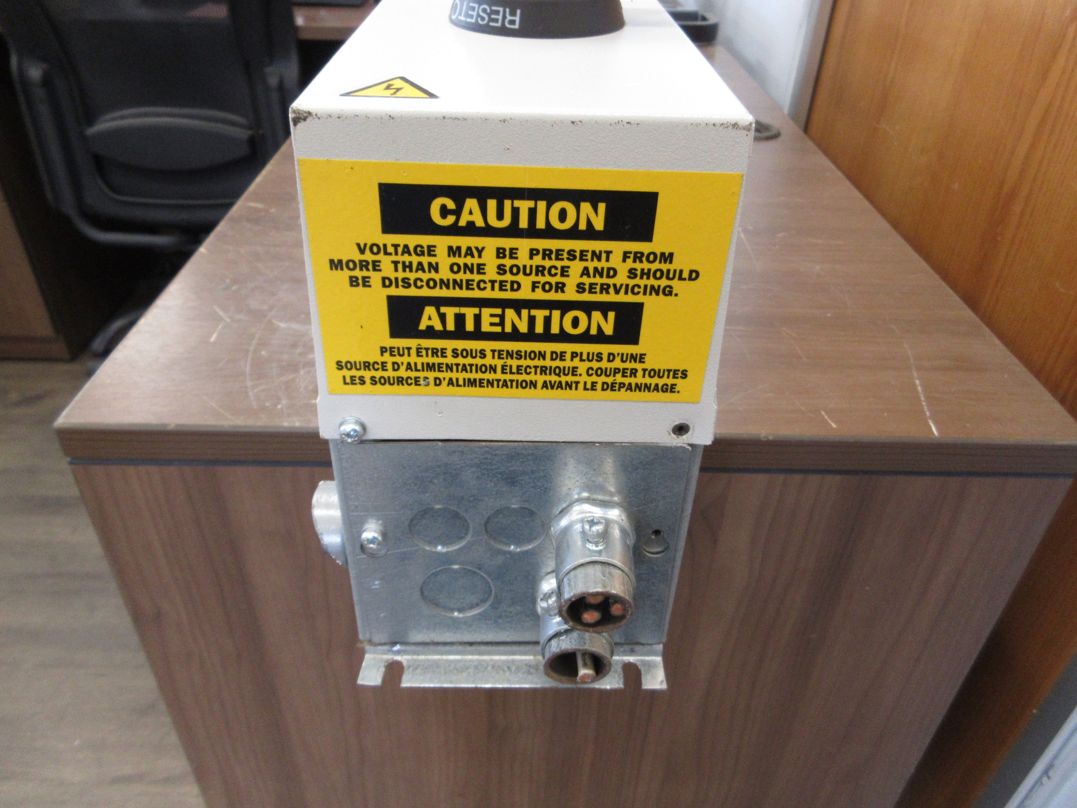 ABB ACH550 AC Drive w/ Bypass ACH550-VC-024A-2+F267 7.5HP 3Ph w/ Keypad Used