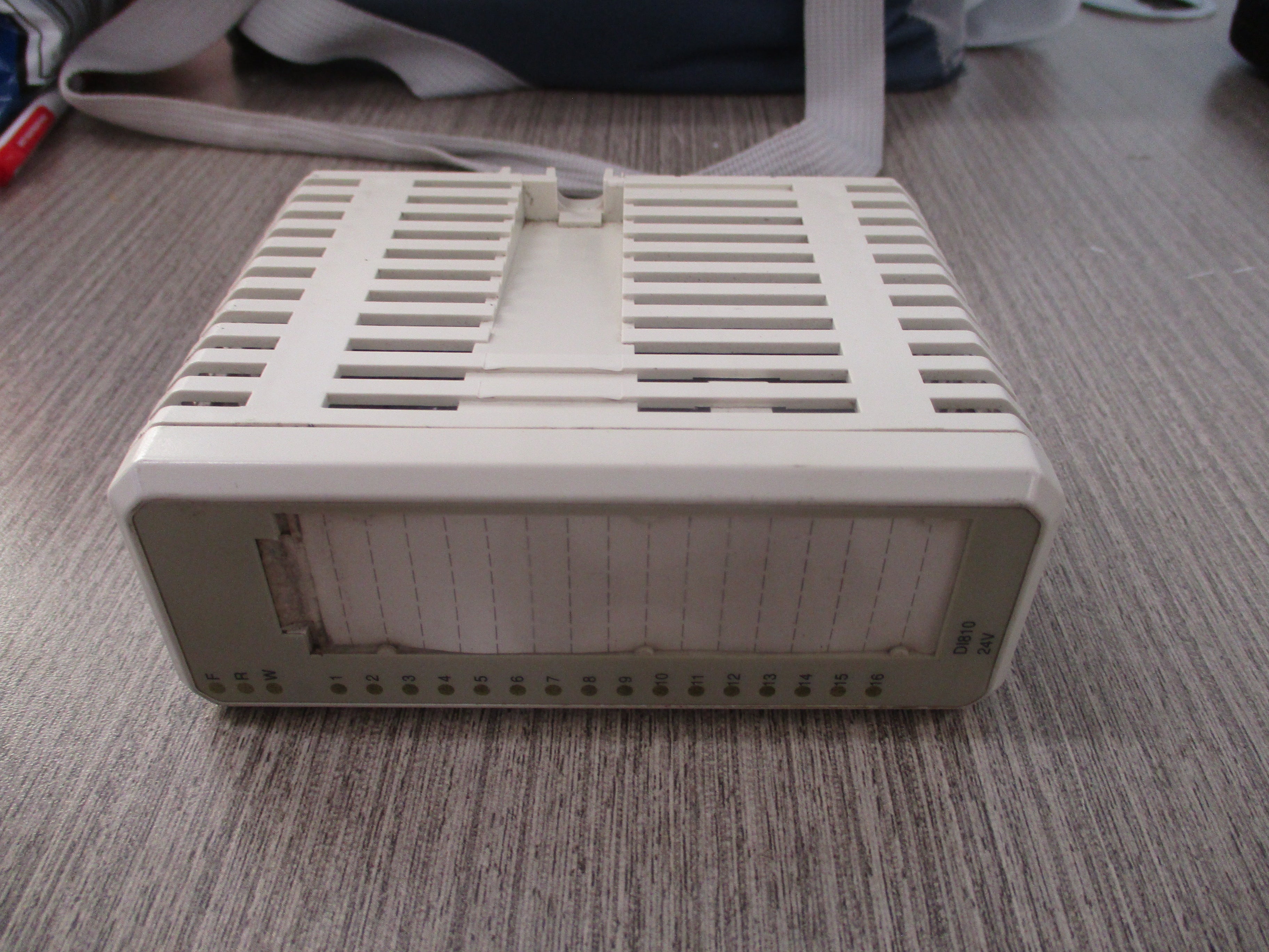 ABB DI810 Digital Input Module 3BSE008508R1 PR: D 24V Used