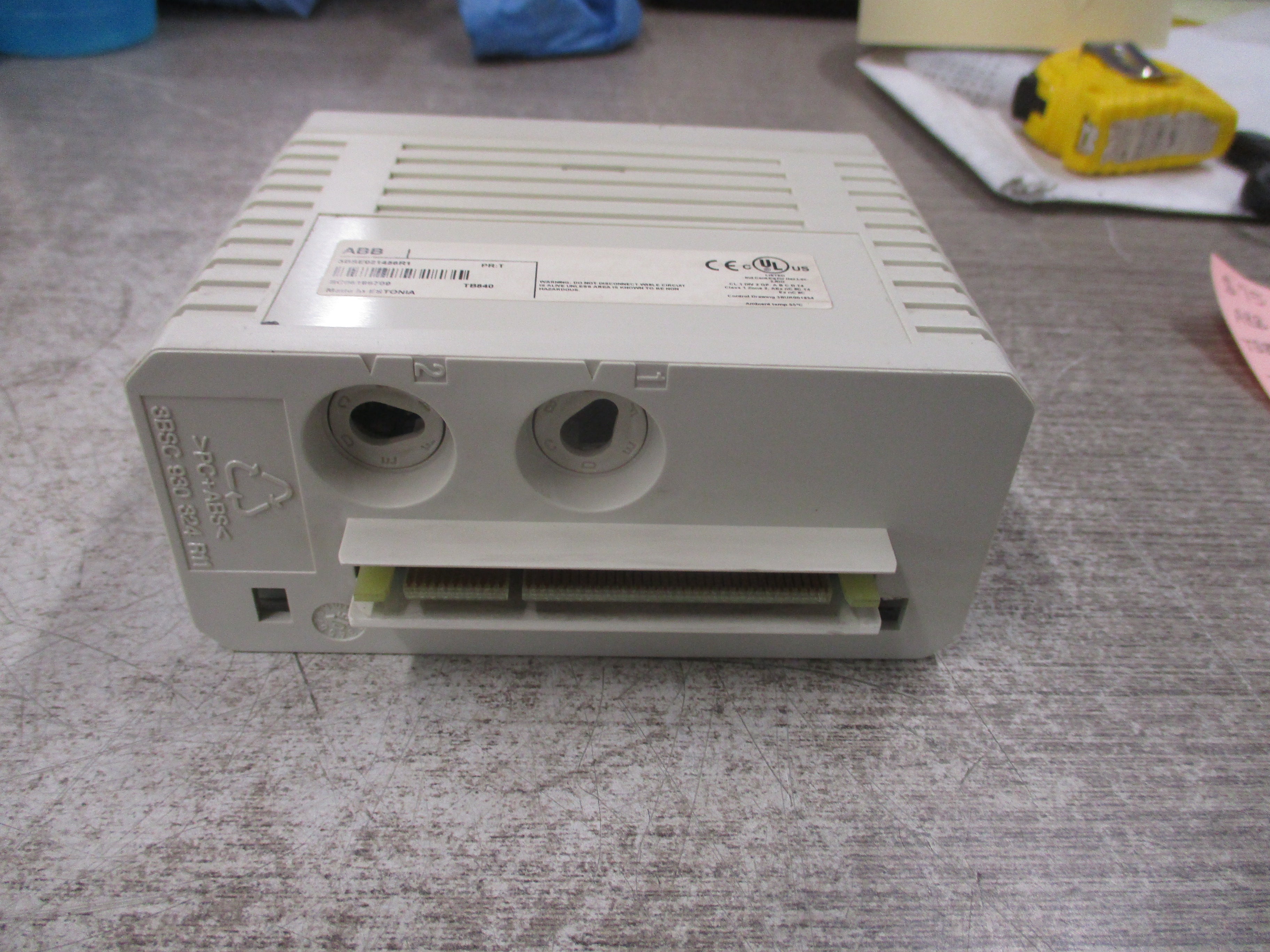 ABB TB840 Modulebus Cluster Modem 3BSE021456R1 PR:T Used