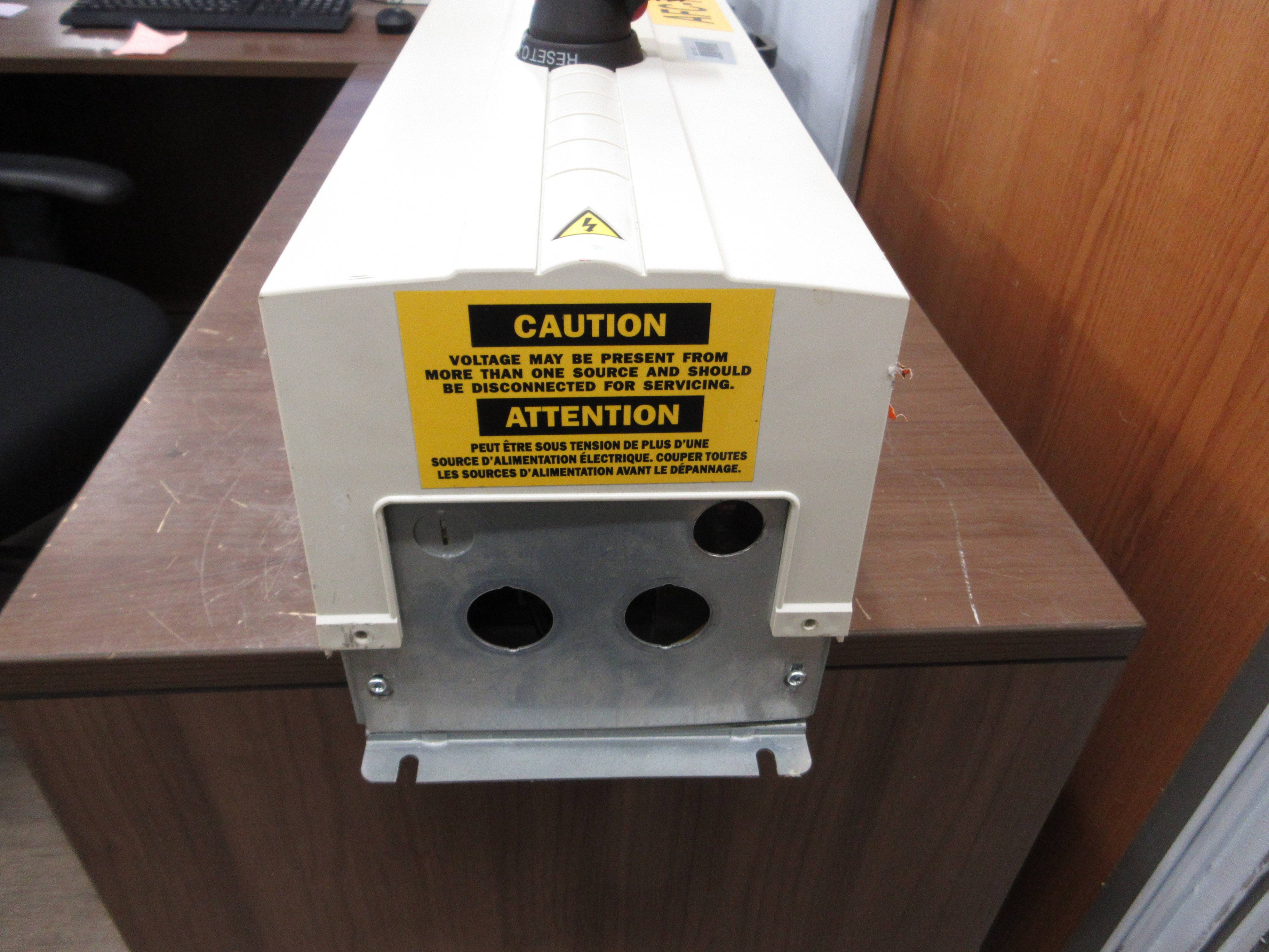 ABB ACH550 AC Drive w/Bypass ACH550-VCR-031A-2+F267 10HP 3Ph Used