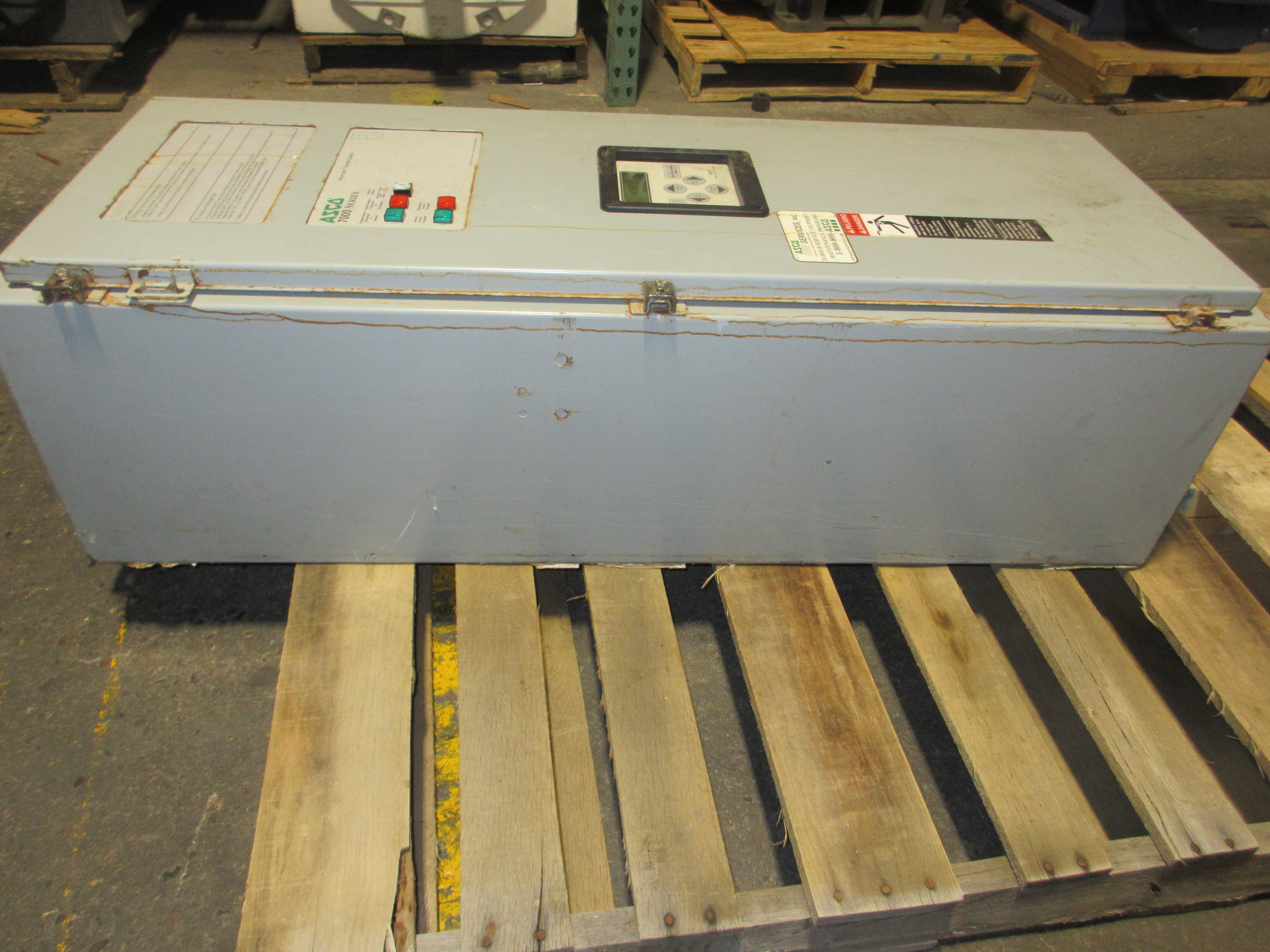 Asco7000 Series Automatic Transfer Switch D07ATSA20200FSXF 200A 240V 60/60Hz Used