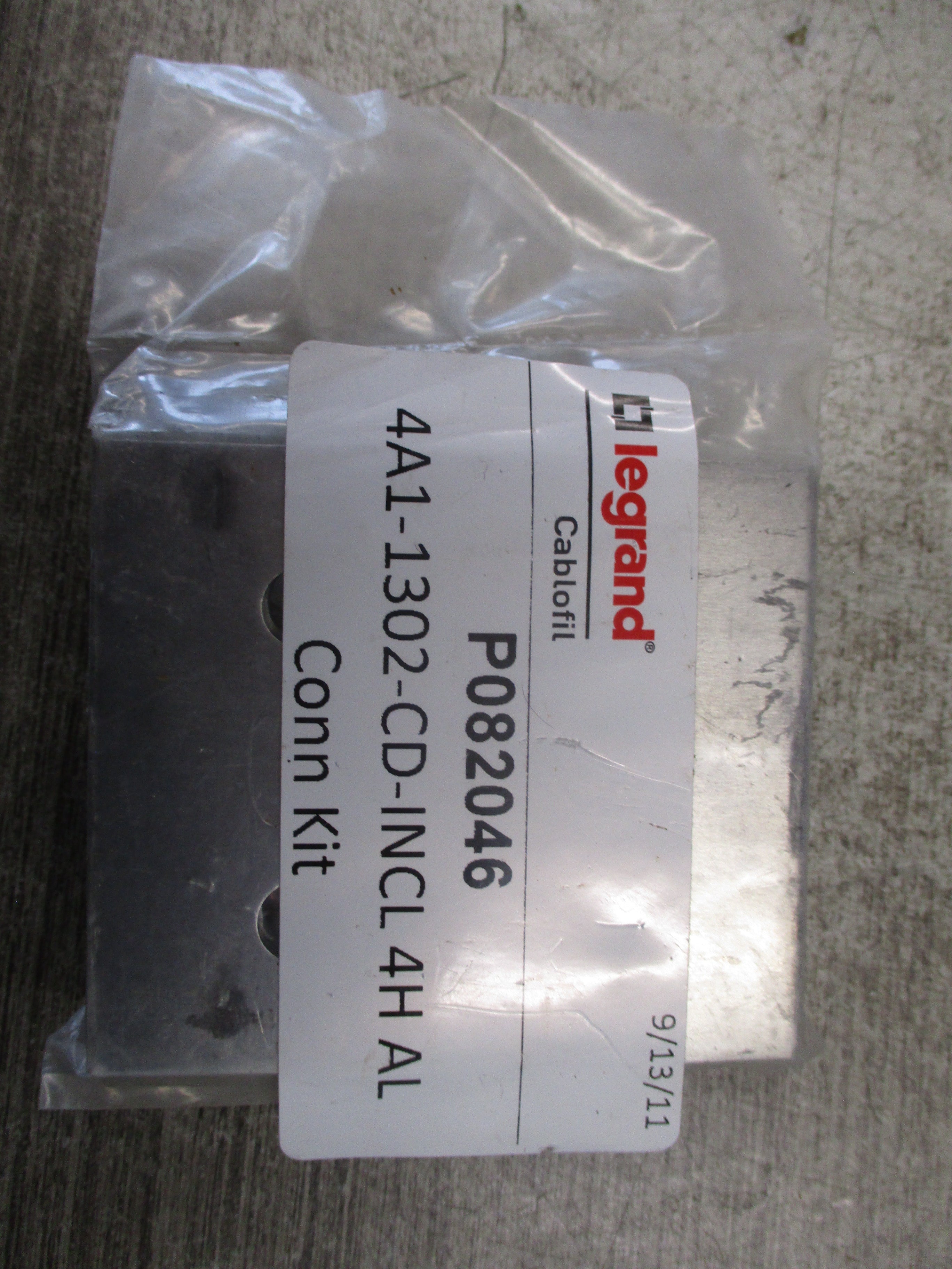 Legrand, P082046 Cable Tray Conn Kit, part#:4A1-1302-CD-INCL 4H AL, New surplus