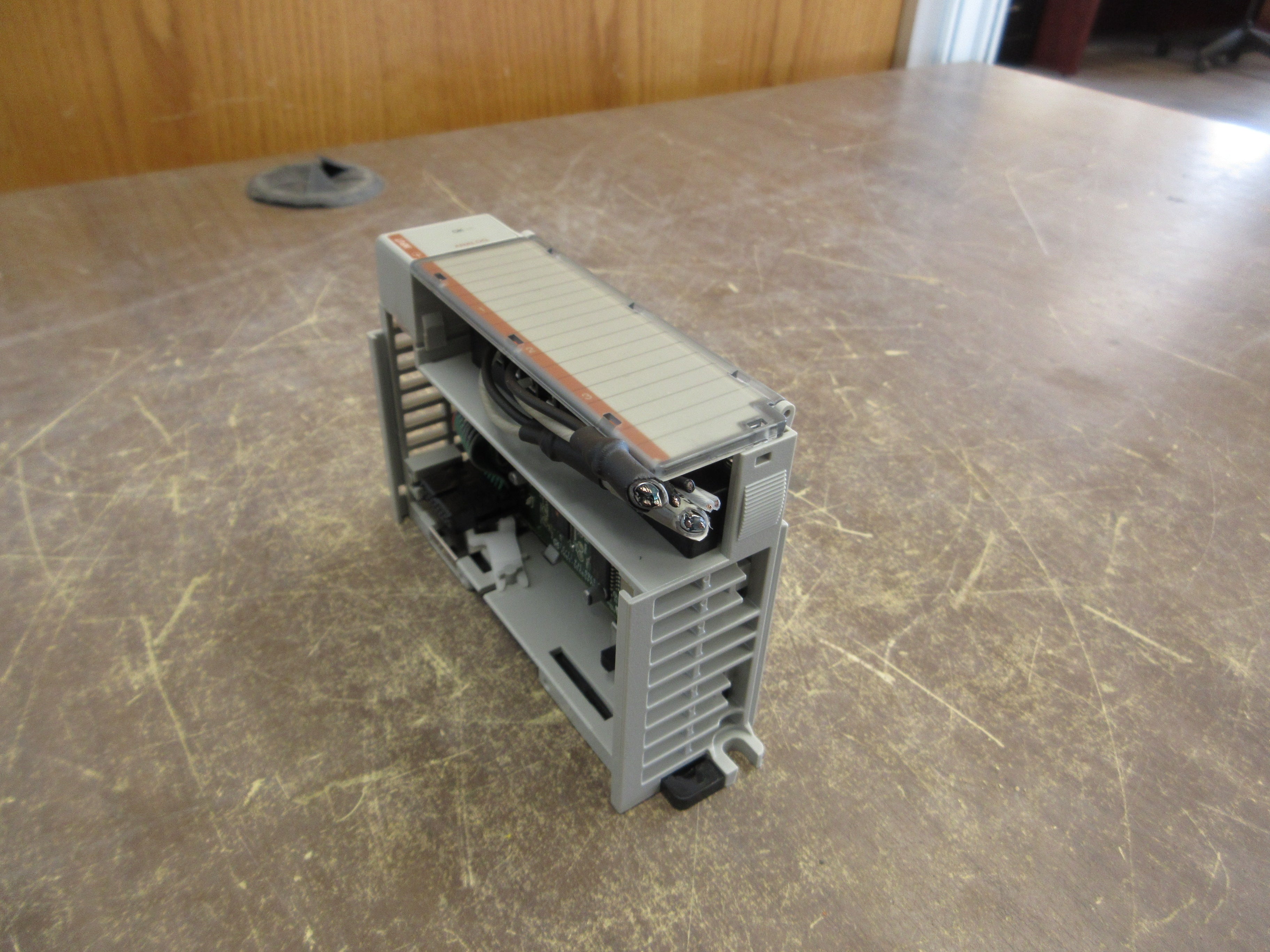 Allen-Bradley Compact I/O Analog Input Module 1769-IF4 Ser. B F/W Rev. 3.2 4-Ch