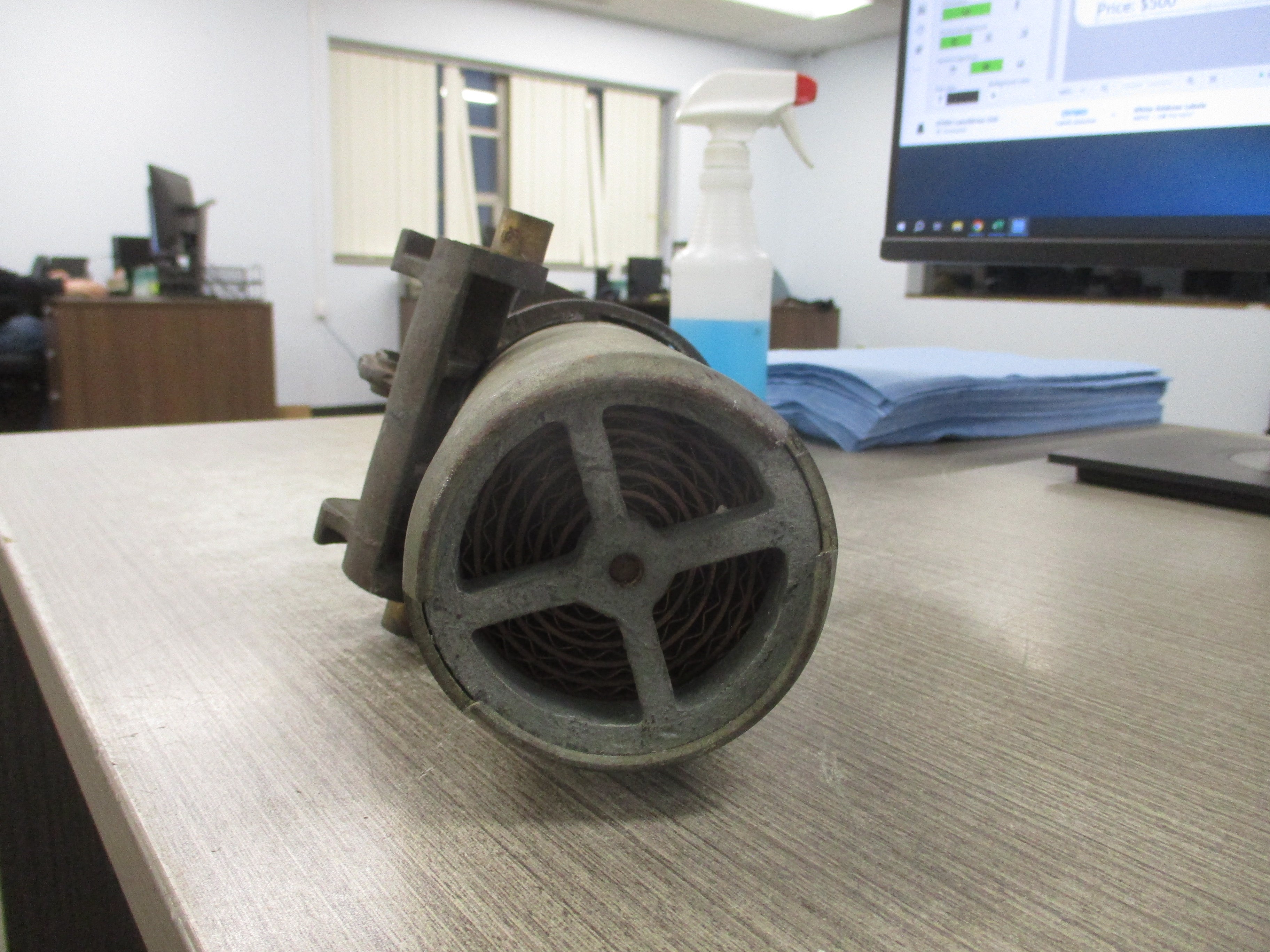 S&C SM-5C Fuse Holder 86691 400E Max 7.2KV 300E Refill Used