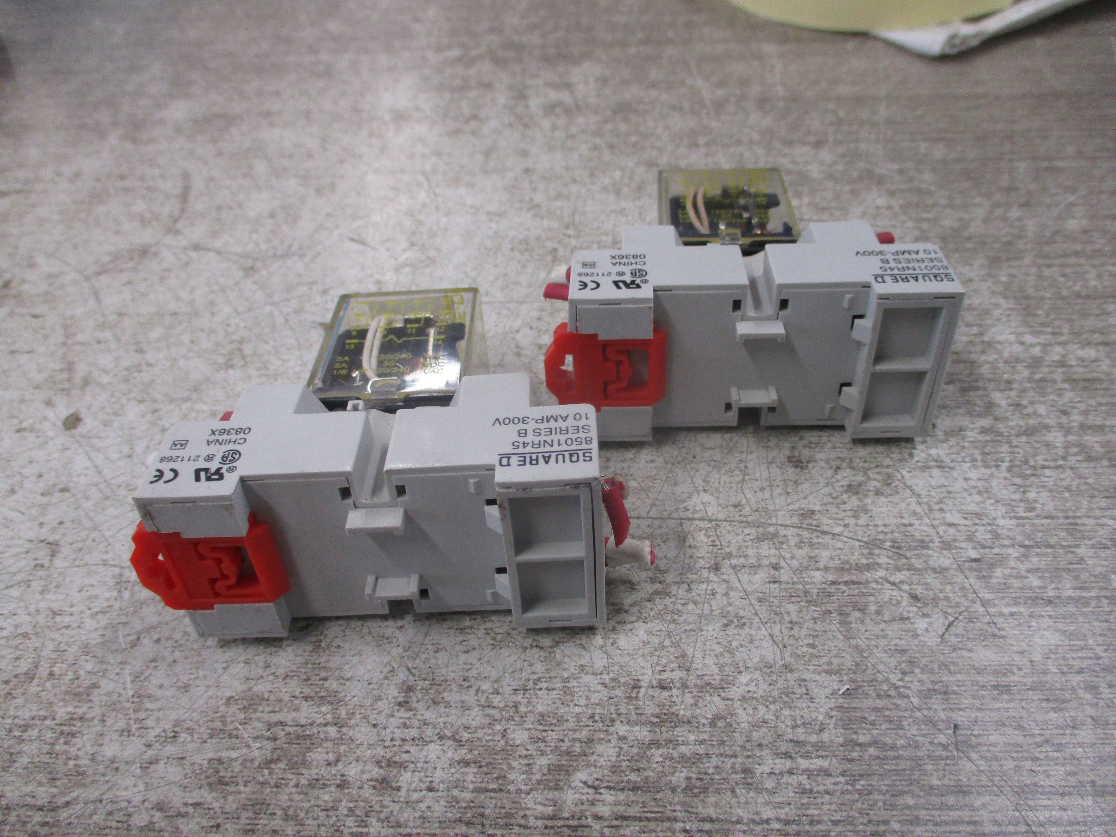 Square D Relay 8501 RS14V20 Ser. C 120V Coil W/Base *Lot of 2* Used