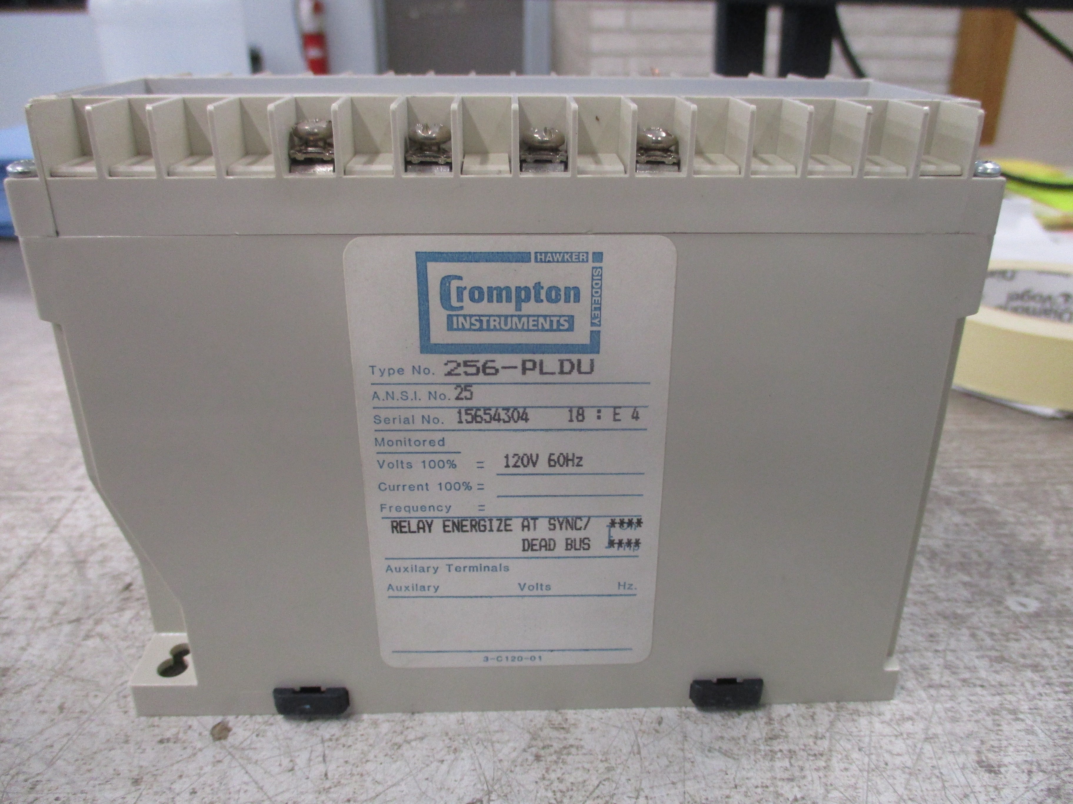 Crompton Protector Relay 256-PLDU-PQBX-C6 120V 60Hz Used