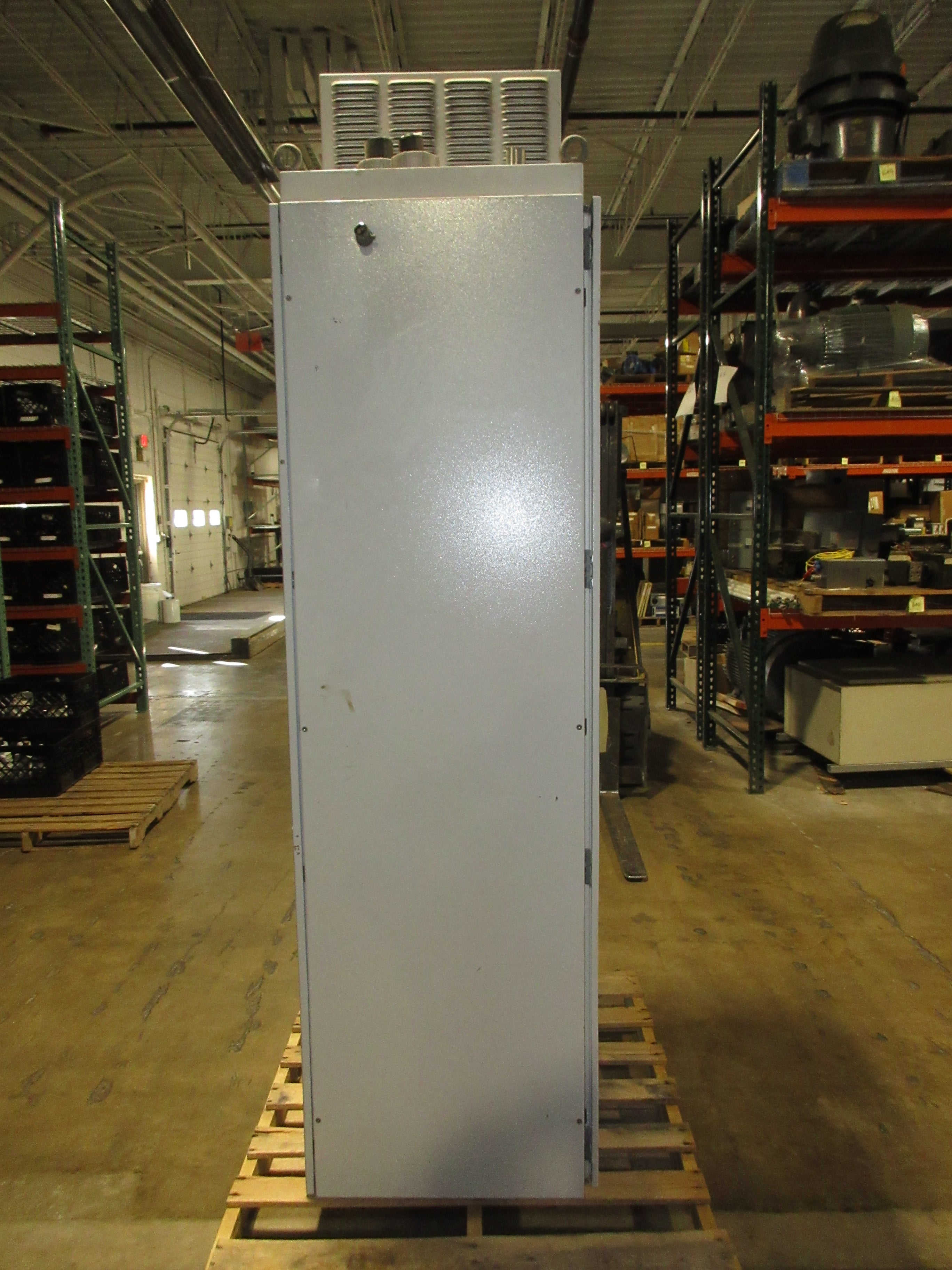 ABB ACS800 AC Drive ACS800-PC-0170-5+B055+K454 150HP 3Ph Breaker Disconnect Used