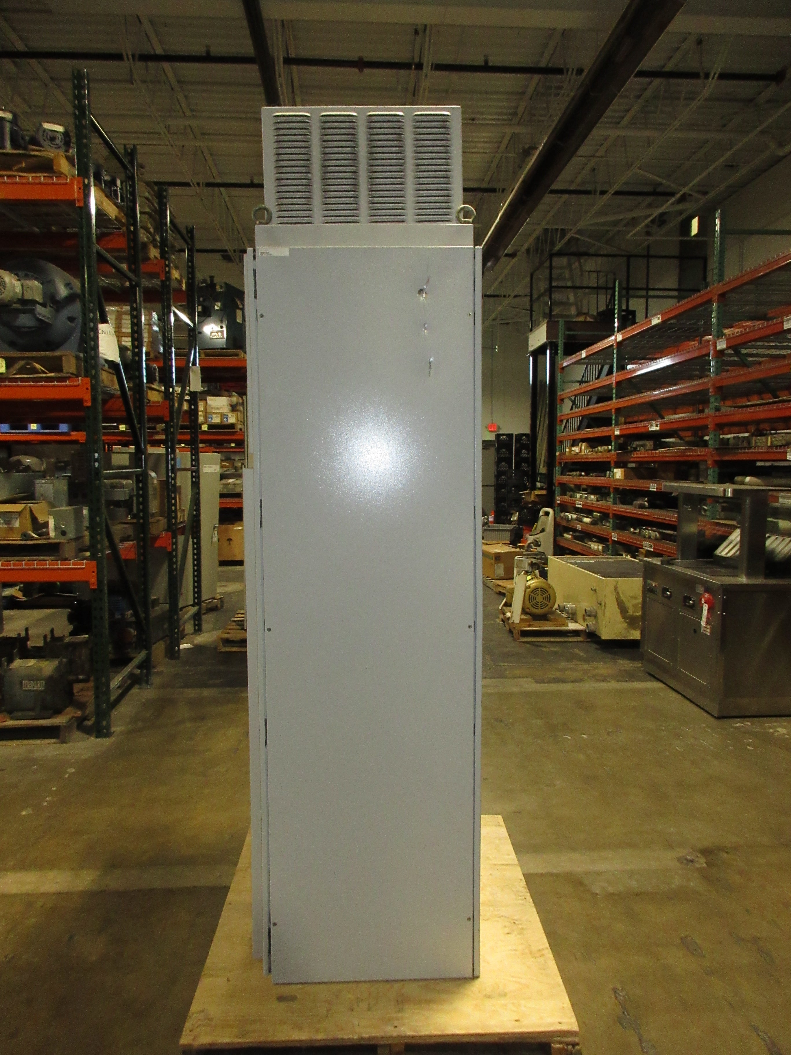 ABB ACS800 AC Drive ACS800-PC-0400-5+B055 400HP 3Ph Breaker Disconnect Used