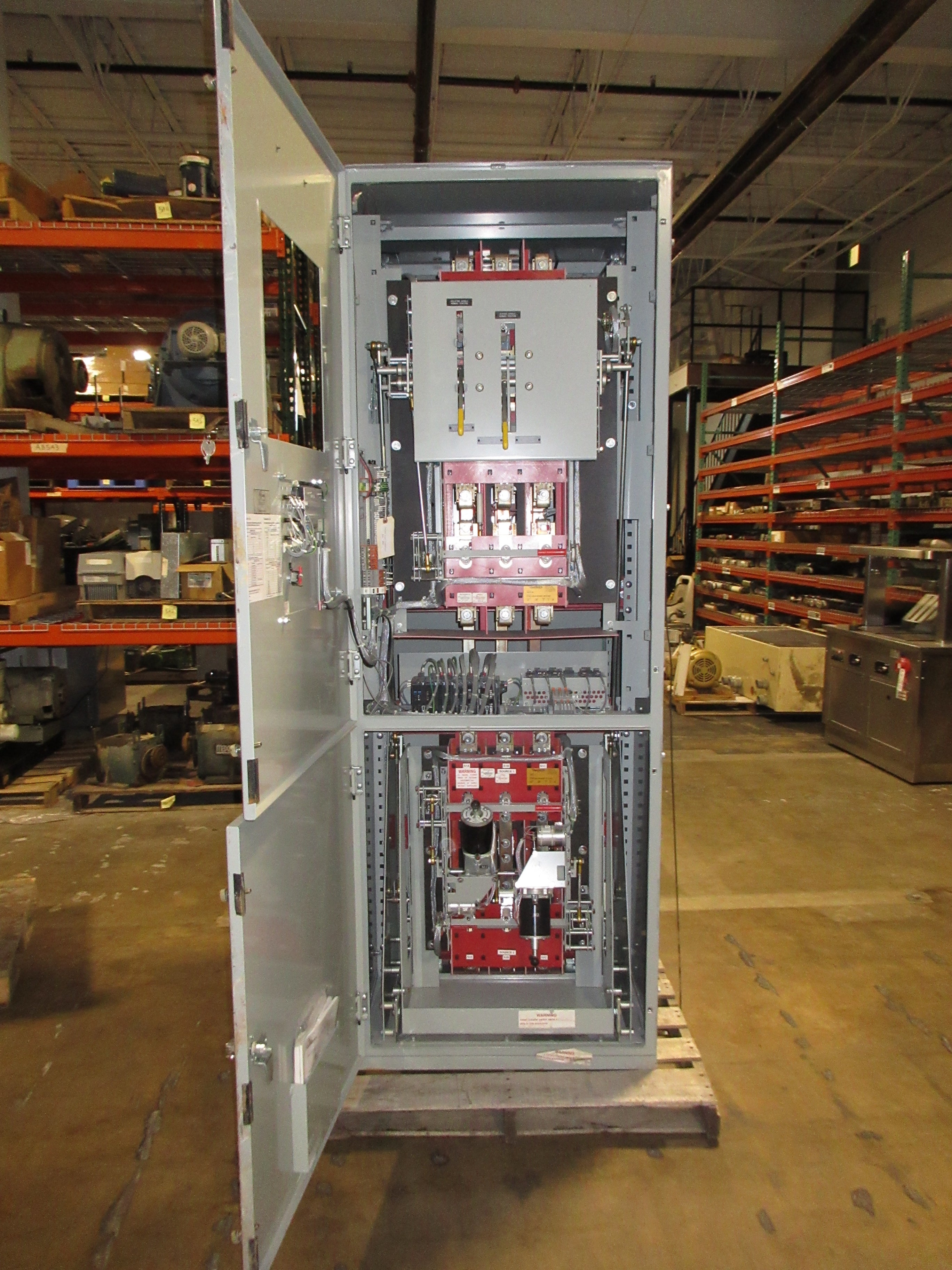 Russelectric Automatic Transfer Switch w/ Bypass RTS03-ABLB1003BMF1-RPTCS05 Used