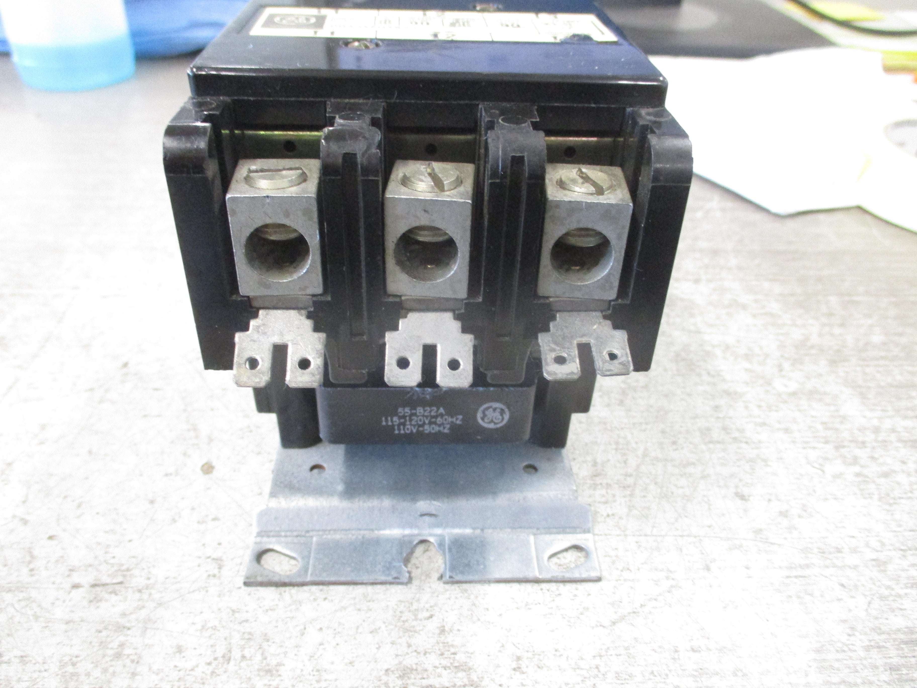 GE Contactor CR353EH3BA1 115-120V Coil 90A 600V 3P Used