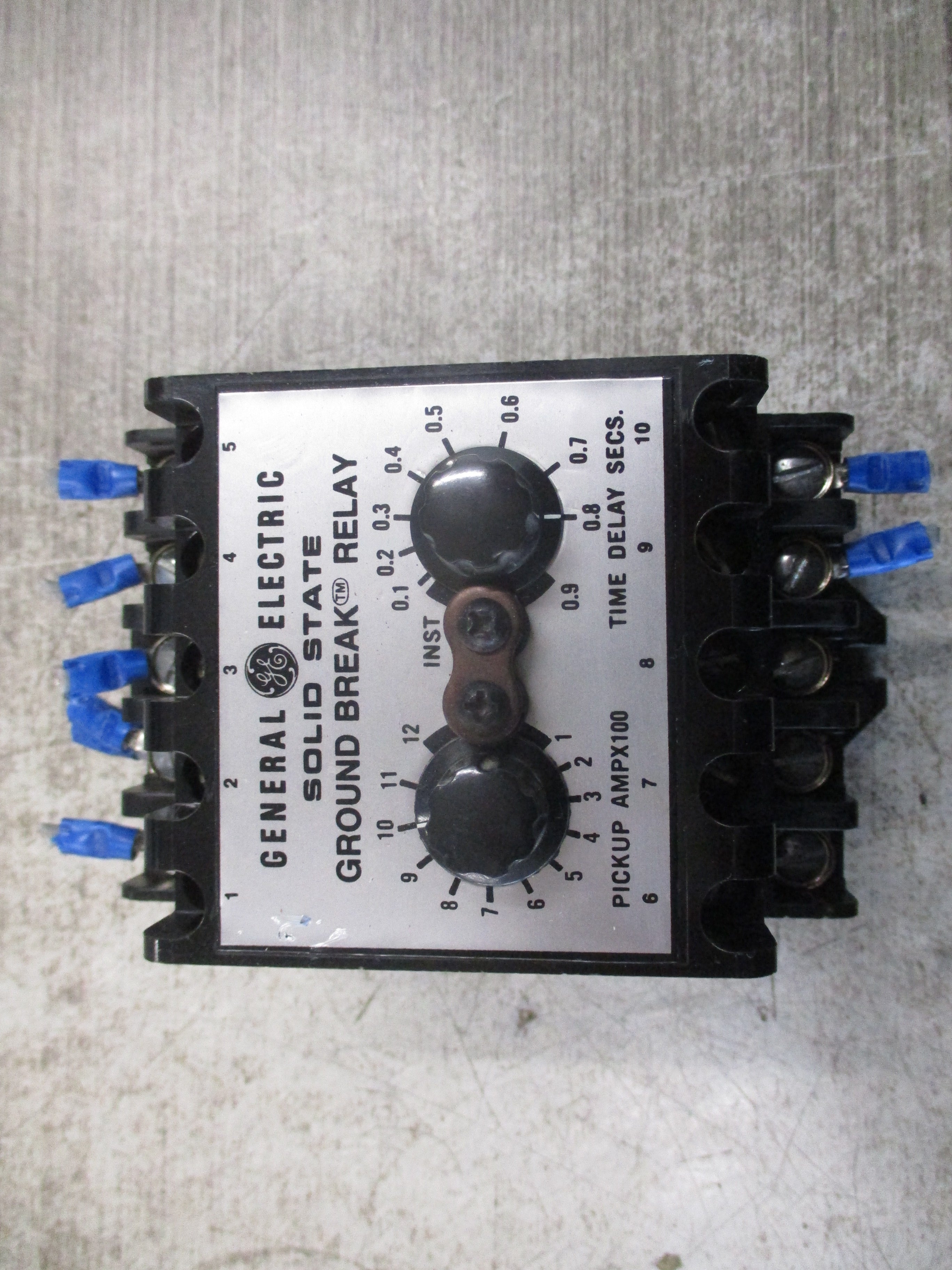GE Solid State Ground Break Relay TGSR12 Trip: 100-1200A Delay: 0-1 sec Used