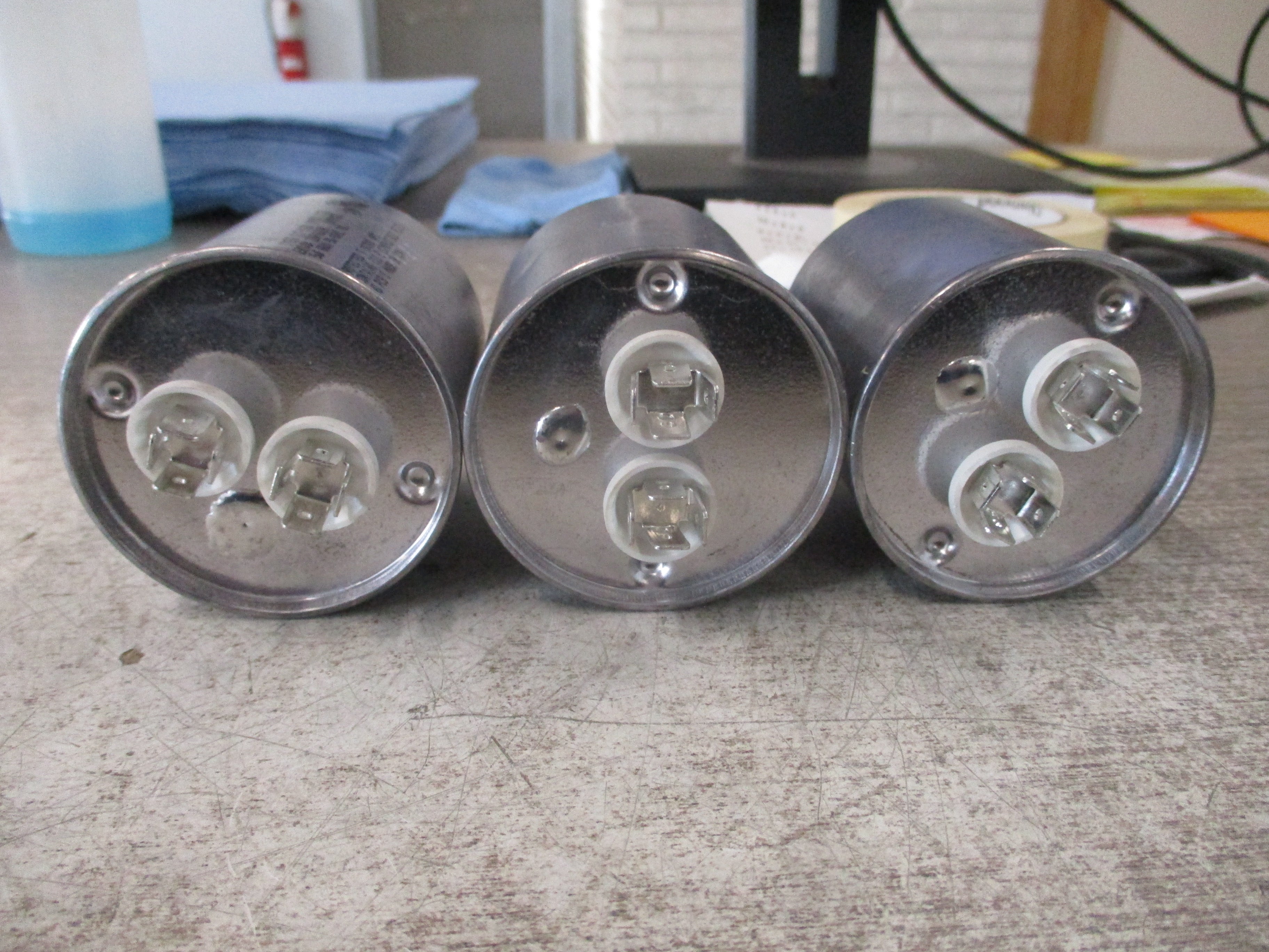 Aerovox Capacitor Z26P6605M 5uf 660V 50/60Hz *Lot of 3* Used