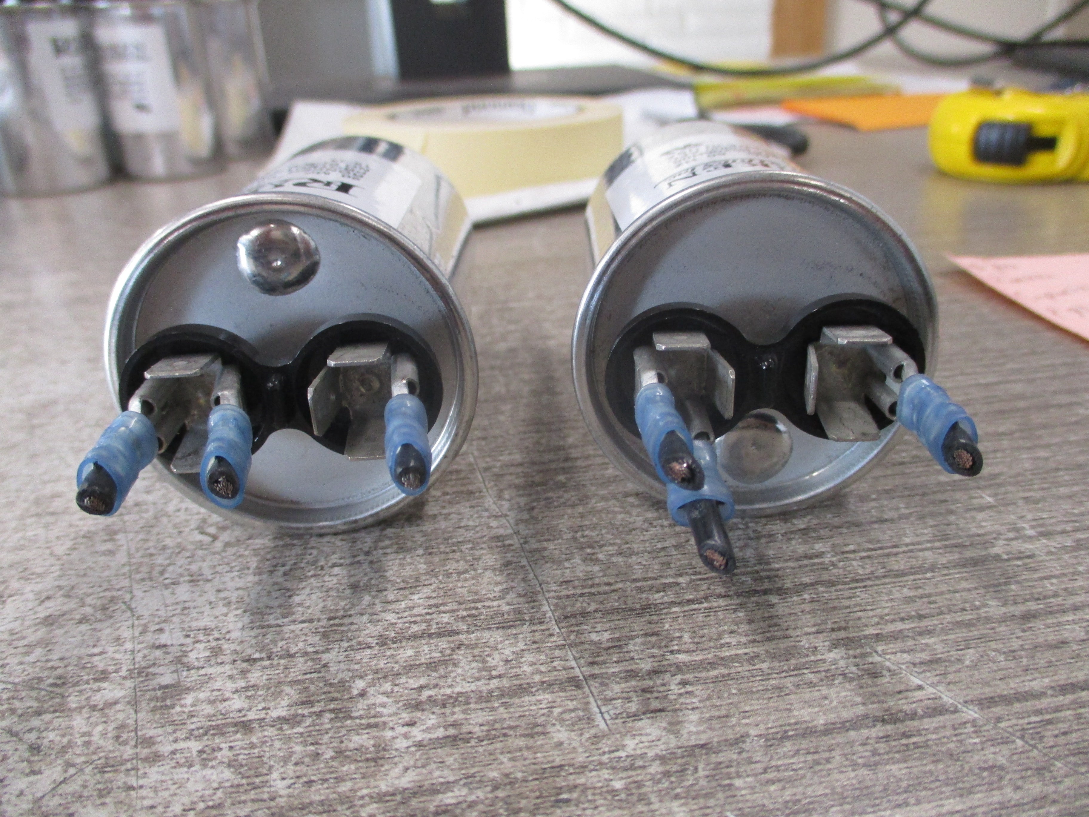 Ronken Capacitor P91P09206H06 20MF 240V 60Hz *Lot of 2* Used