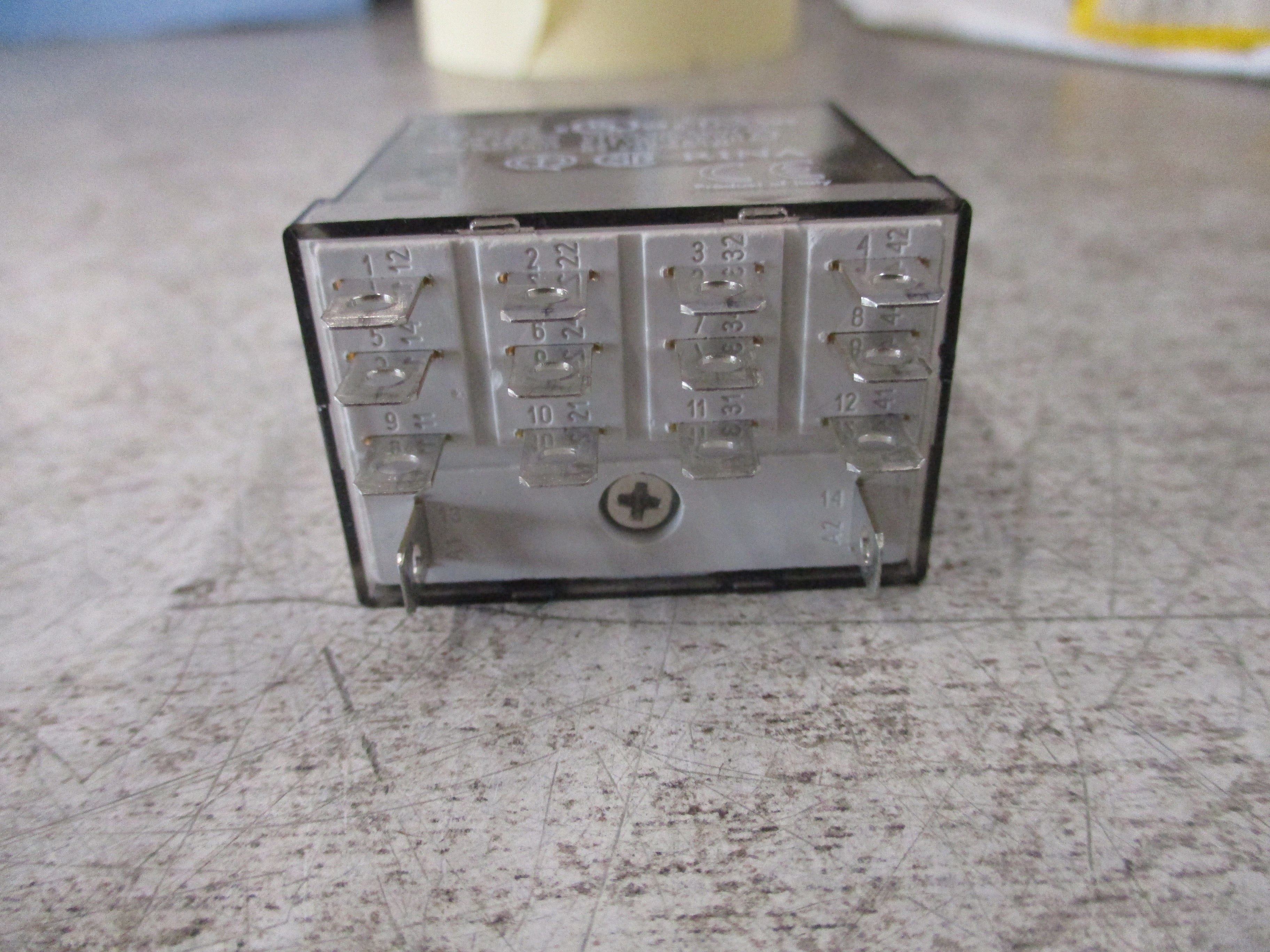 Allen-Bradley Relay 700-HF34A1-4 Ser. C 120V Coil Used