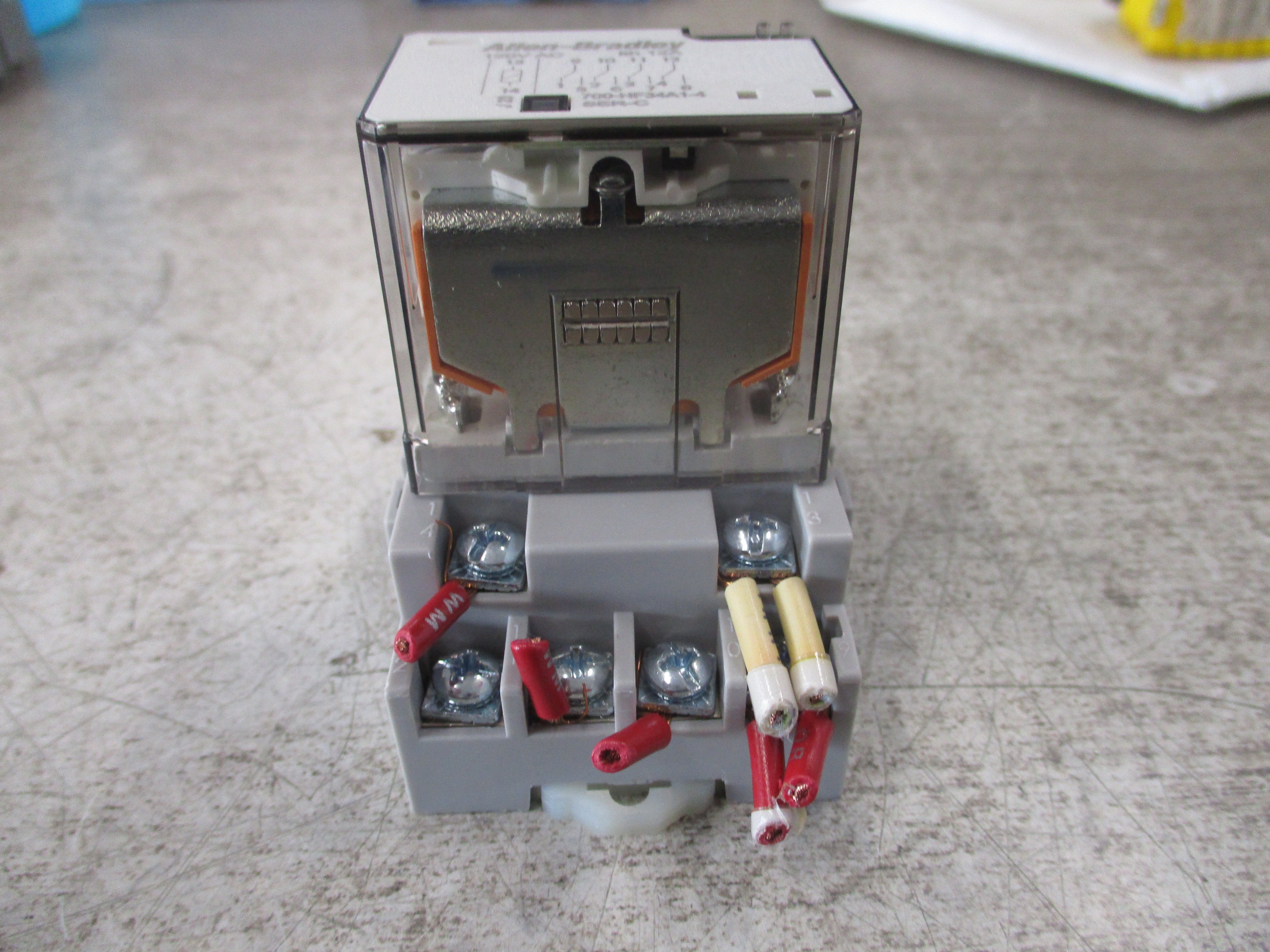 Allen-Bradley Relay 700-HF34A1-4 Ser. C 120V Coil W/Base Used