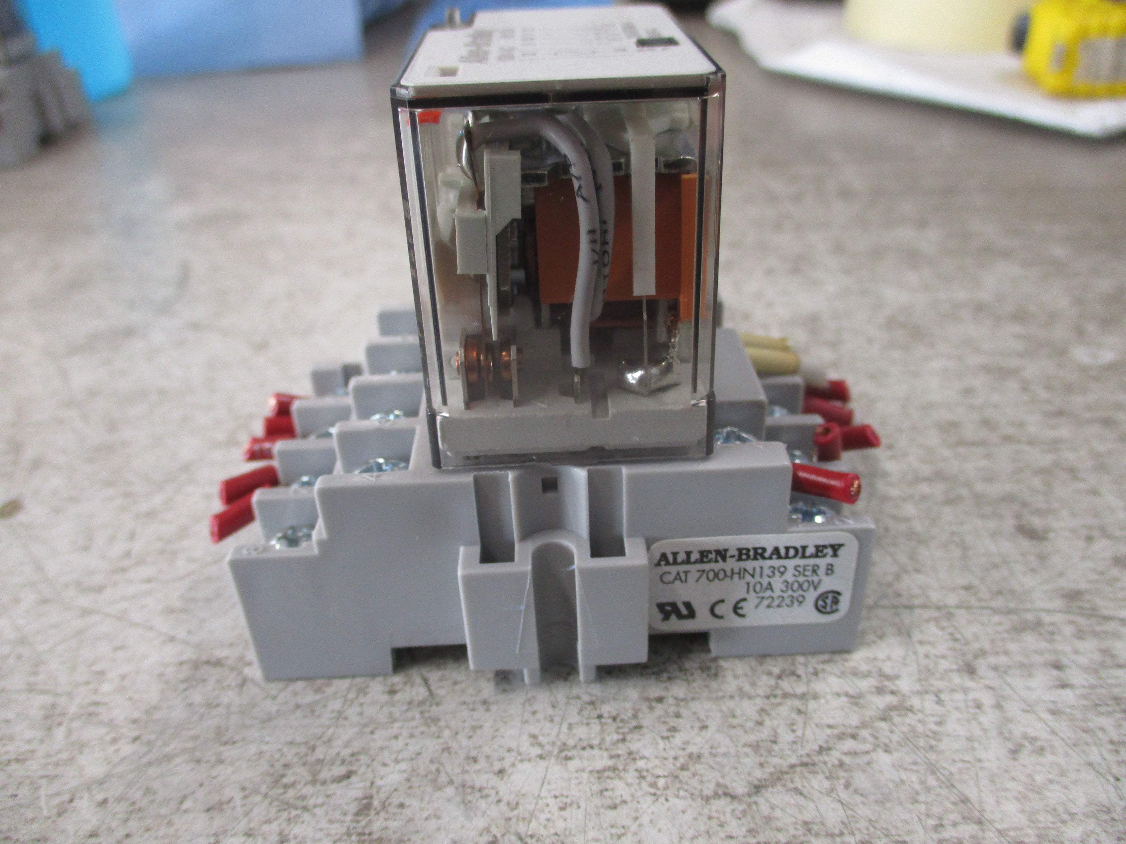 Allen-Bradley Relay 700-HF34A1-4 Ser. C 120V Coil W/Base Used