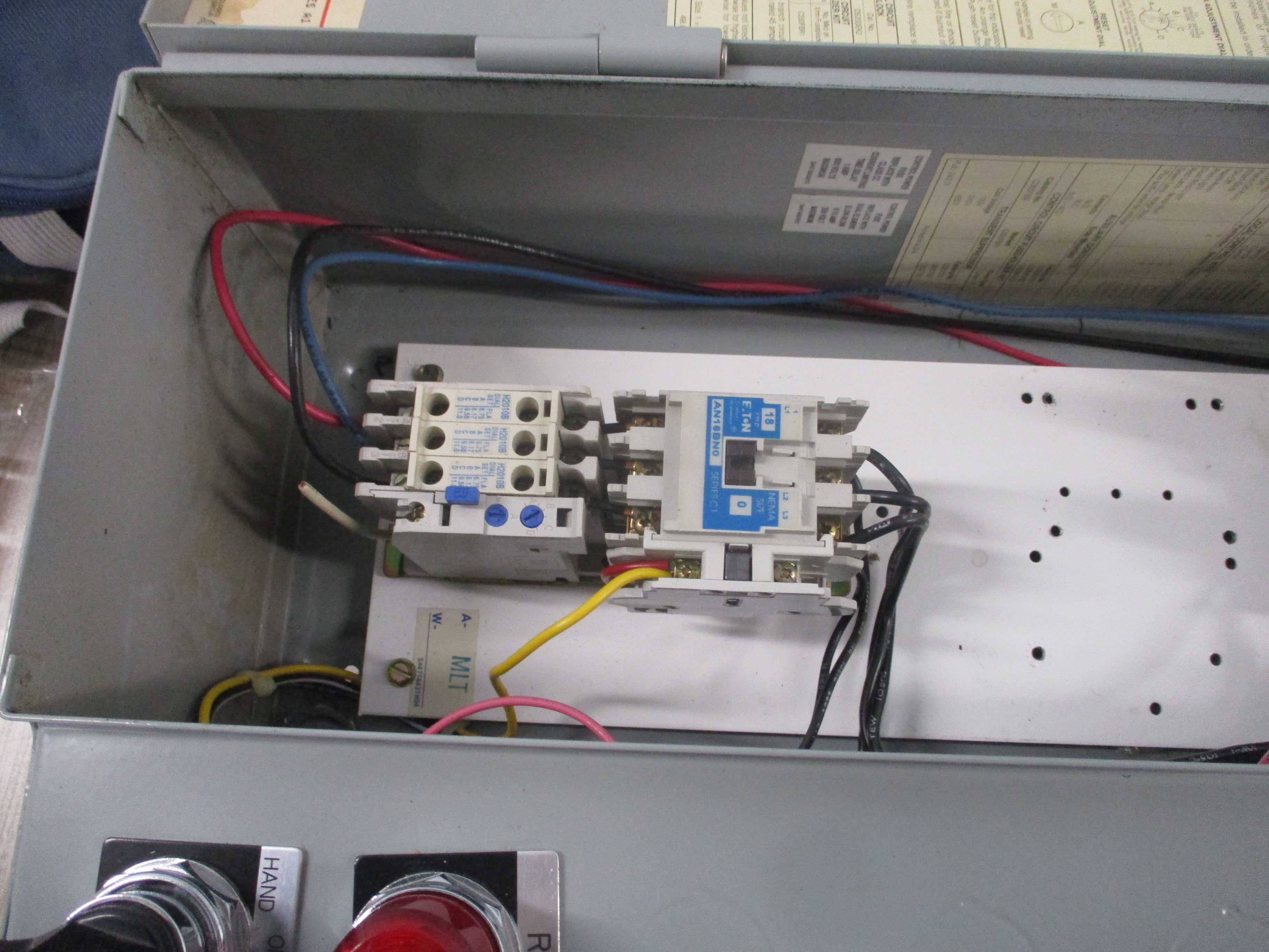 Cutler-Hammer Fusible Size 0 Combination ECN1811BJB Ser. A1 Used