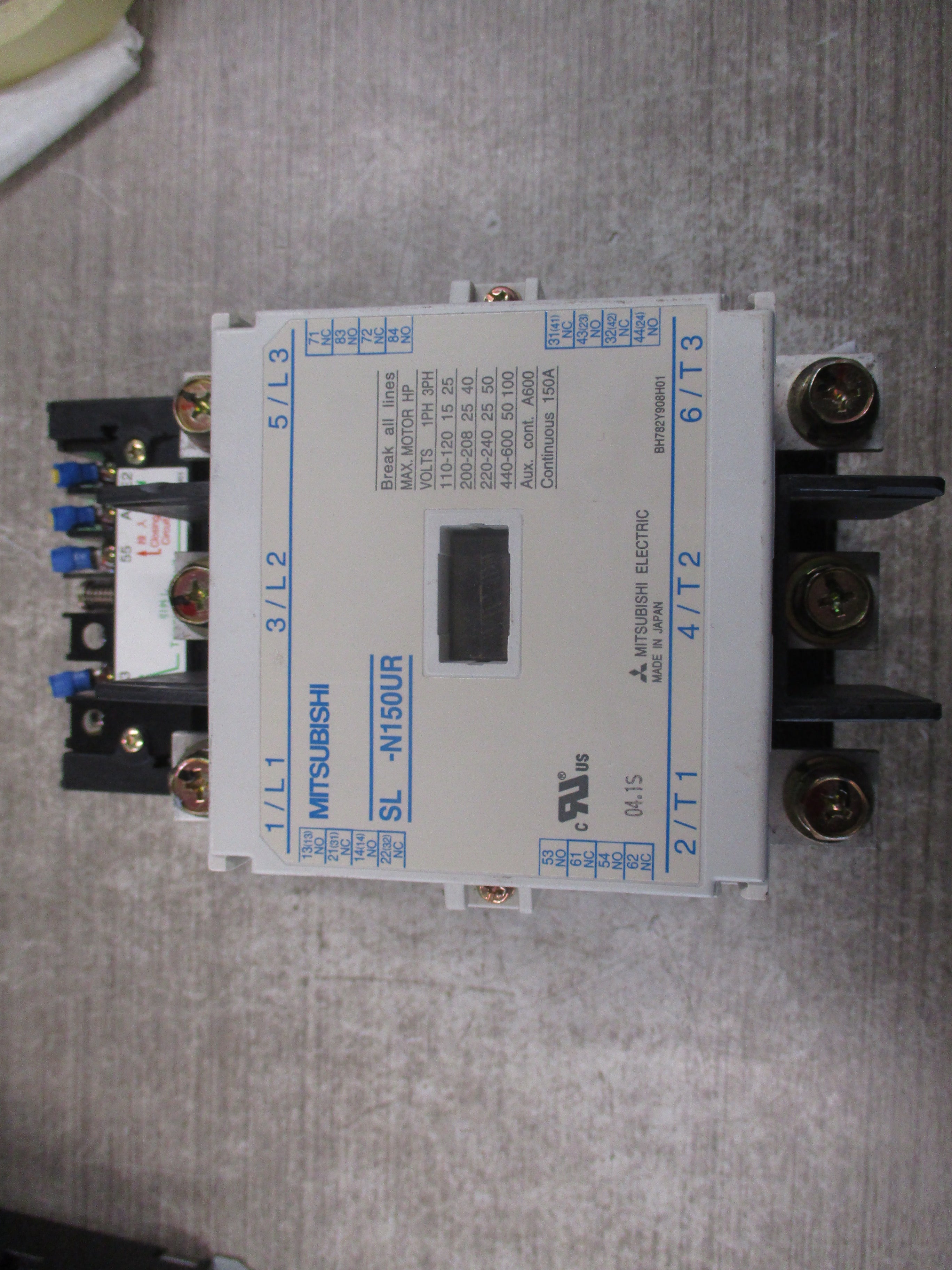 Mitsubishi Latch Contactor SL-N150UR 200-240VAC/200-220VDC Coil 150A 600V Used