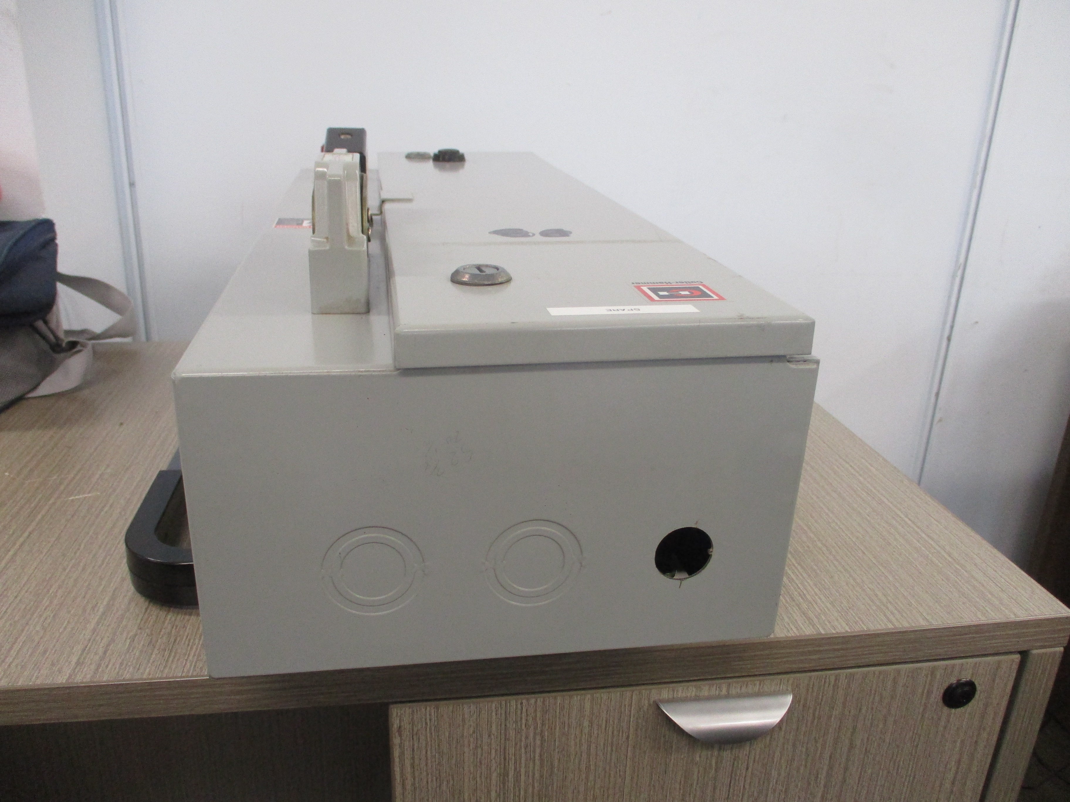 Cutler-Hammer Fusible Size 1 Combination ECN1801BJB Ser. A1 Used