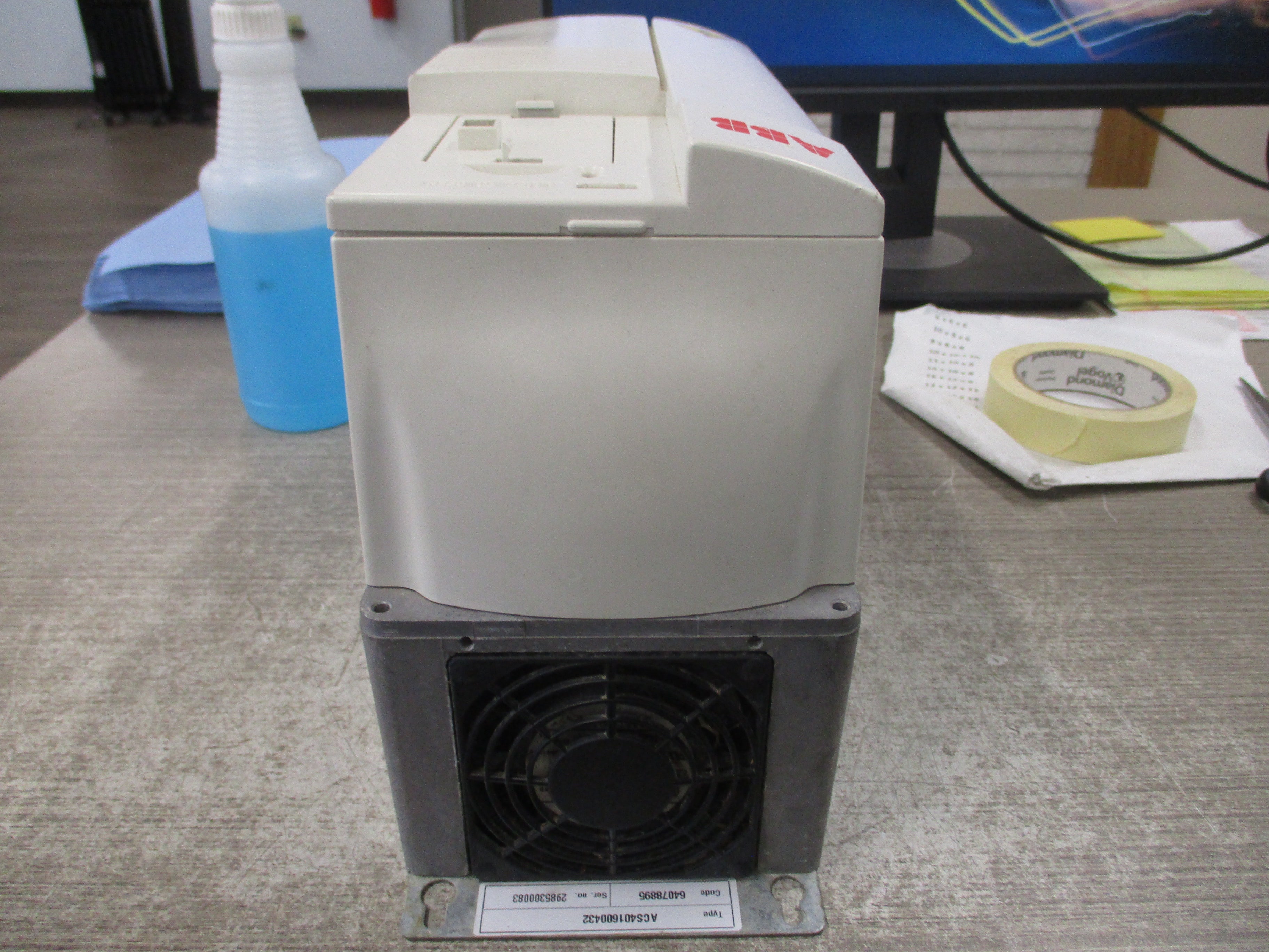 ABB ACS401 AC Drive ACS401600432 3HP 3Ph Input: 3PH 380-480V 4.8/6.2A 48-63Hz