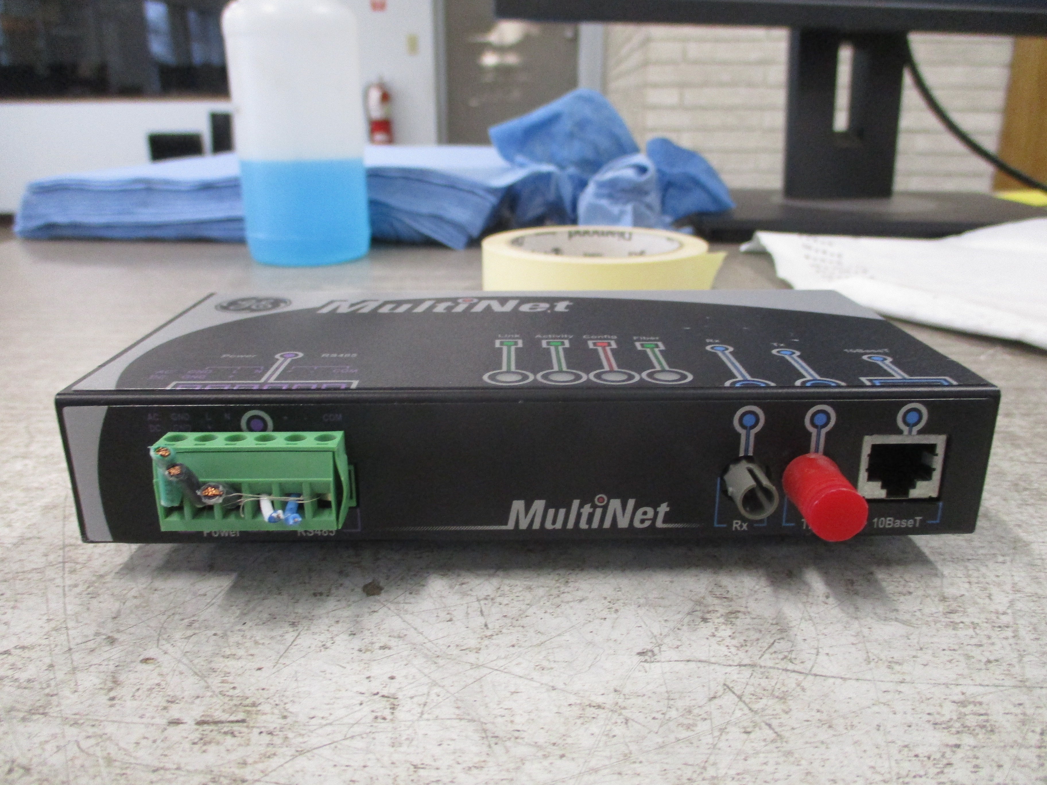 GE Multilin E485 Converter MULTINET-FE 100-240V 0.5A 50/60Hz Used
