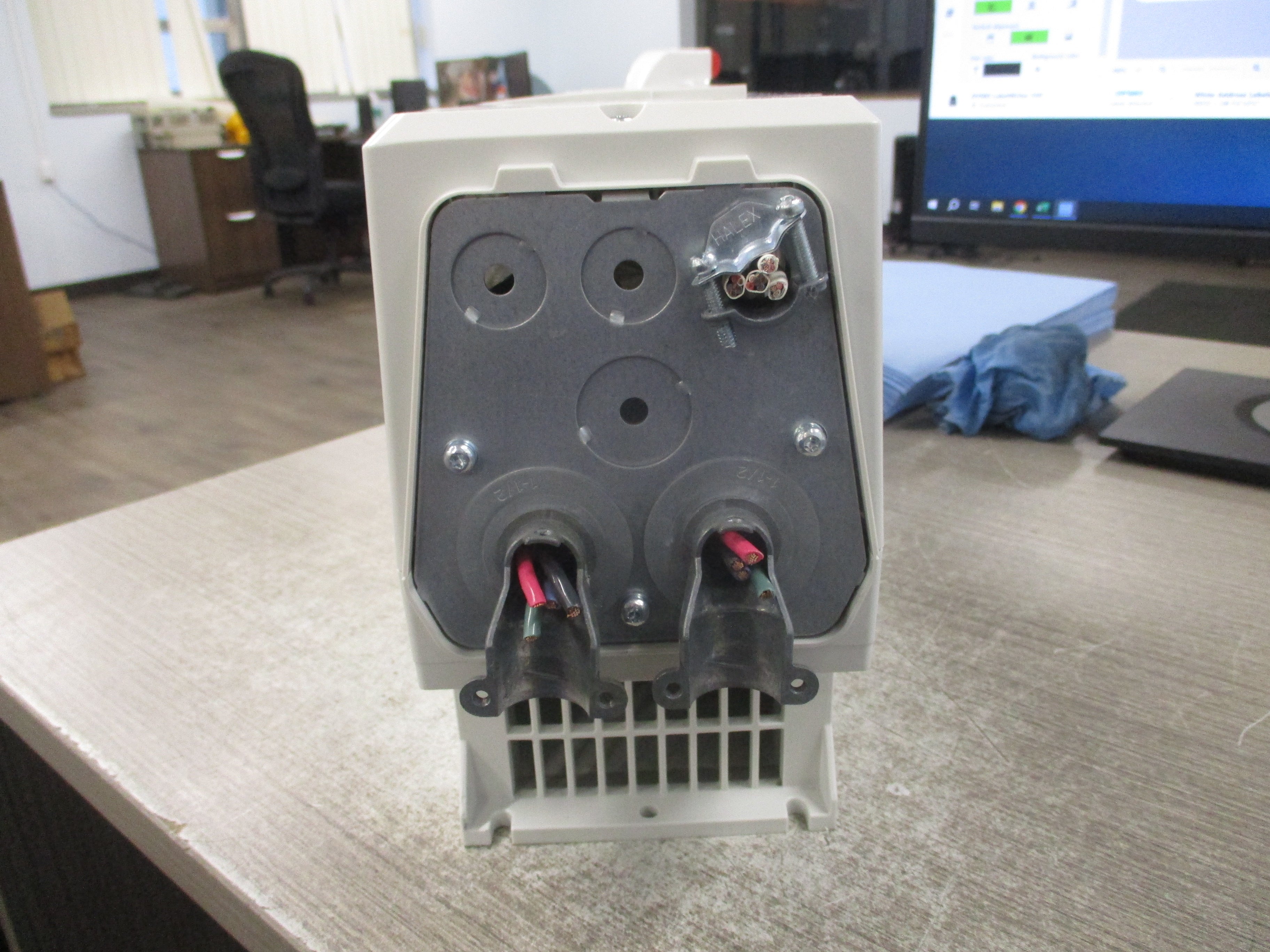 ABB ACH580 AC Drive ACH580-01-031A-2+J429 10HP 3Ph