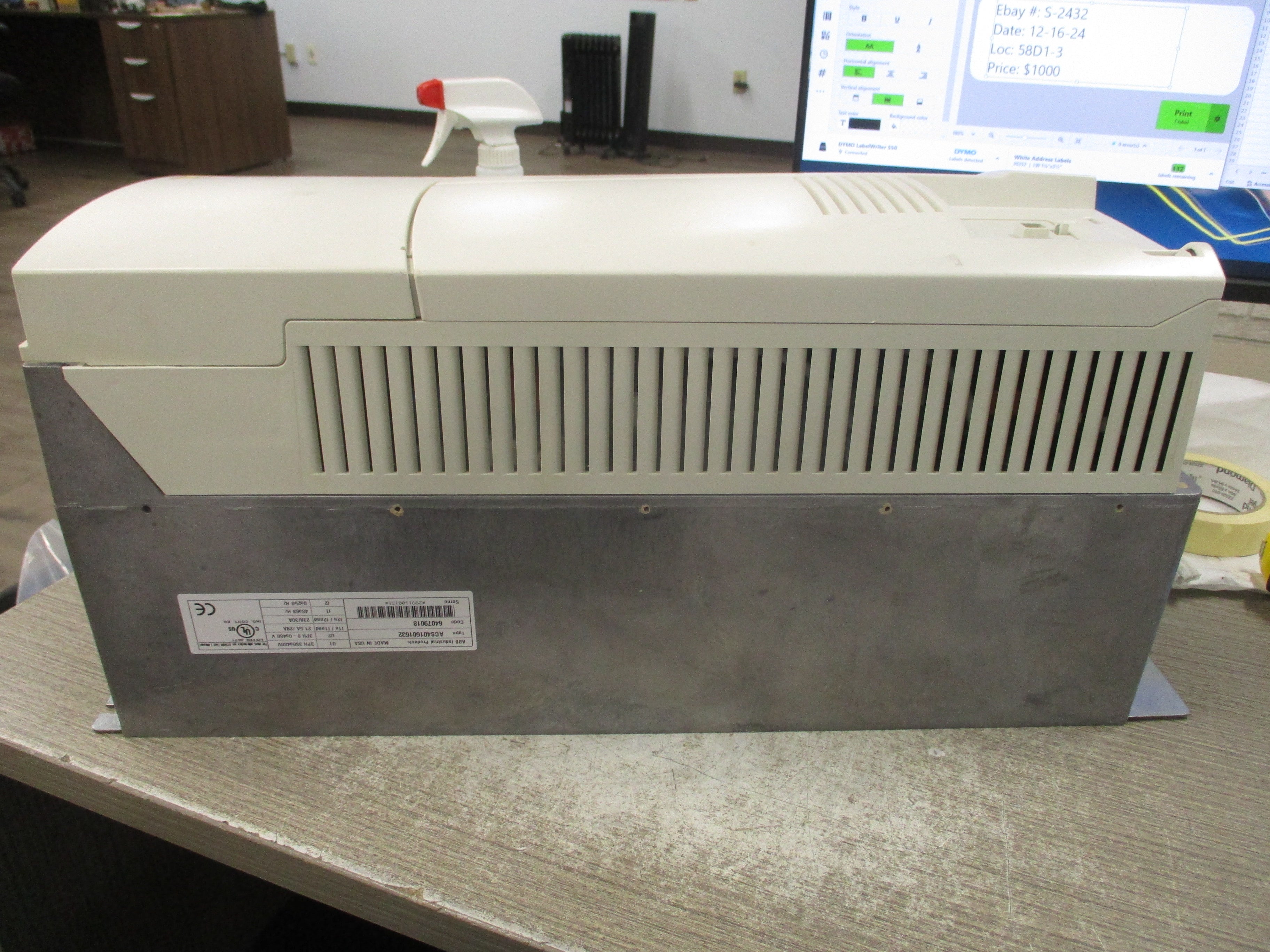 ABB ACS401 AC Drive ACS401601632 20HP 3Ph Input: 3PH 380-480V 21.5-29A 48-63Hz