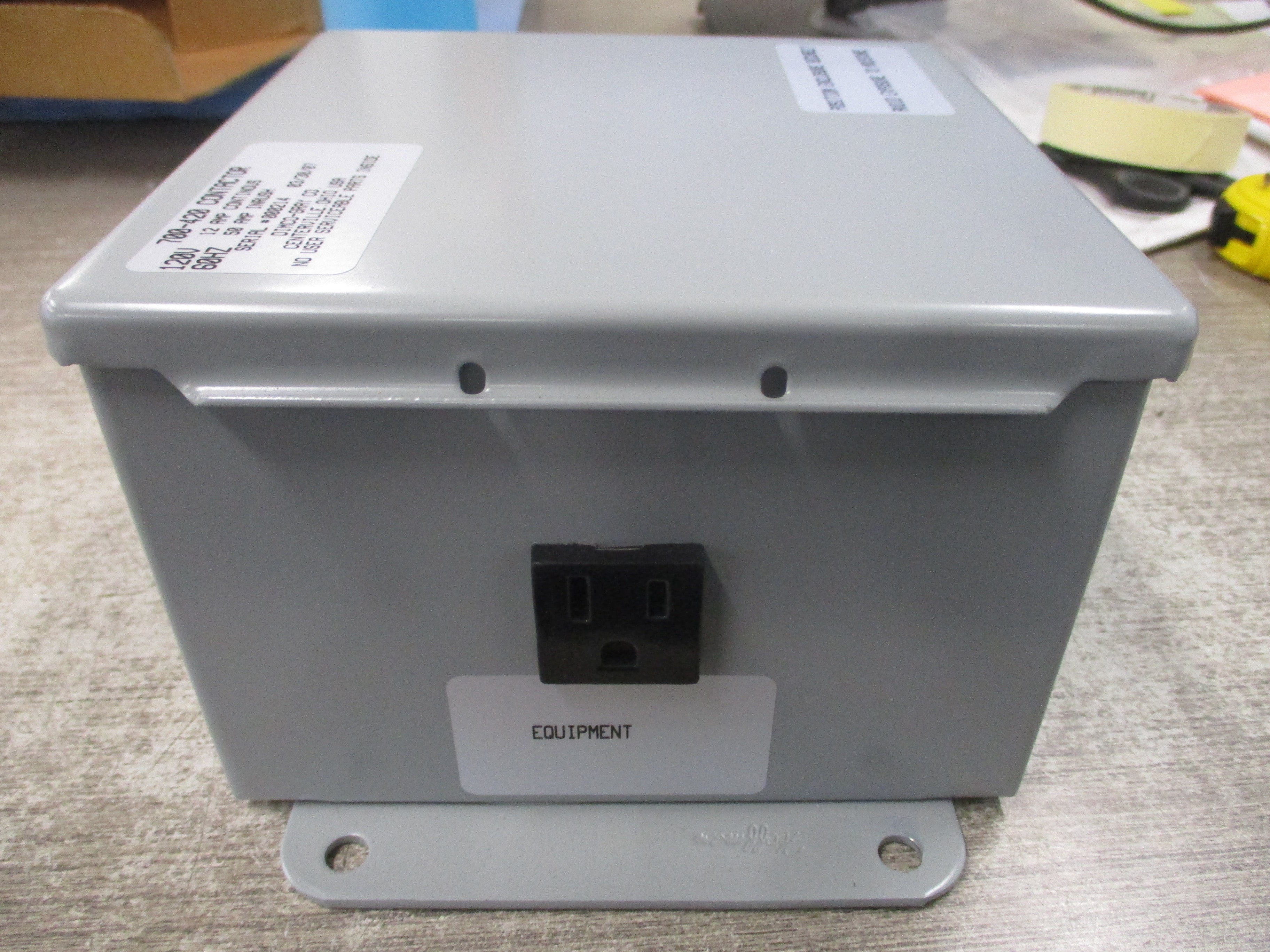 Gralab Heavy Load Switch 700-420 120V 60Hz 12A New Surplus