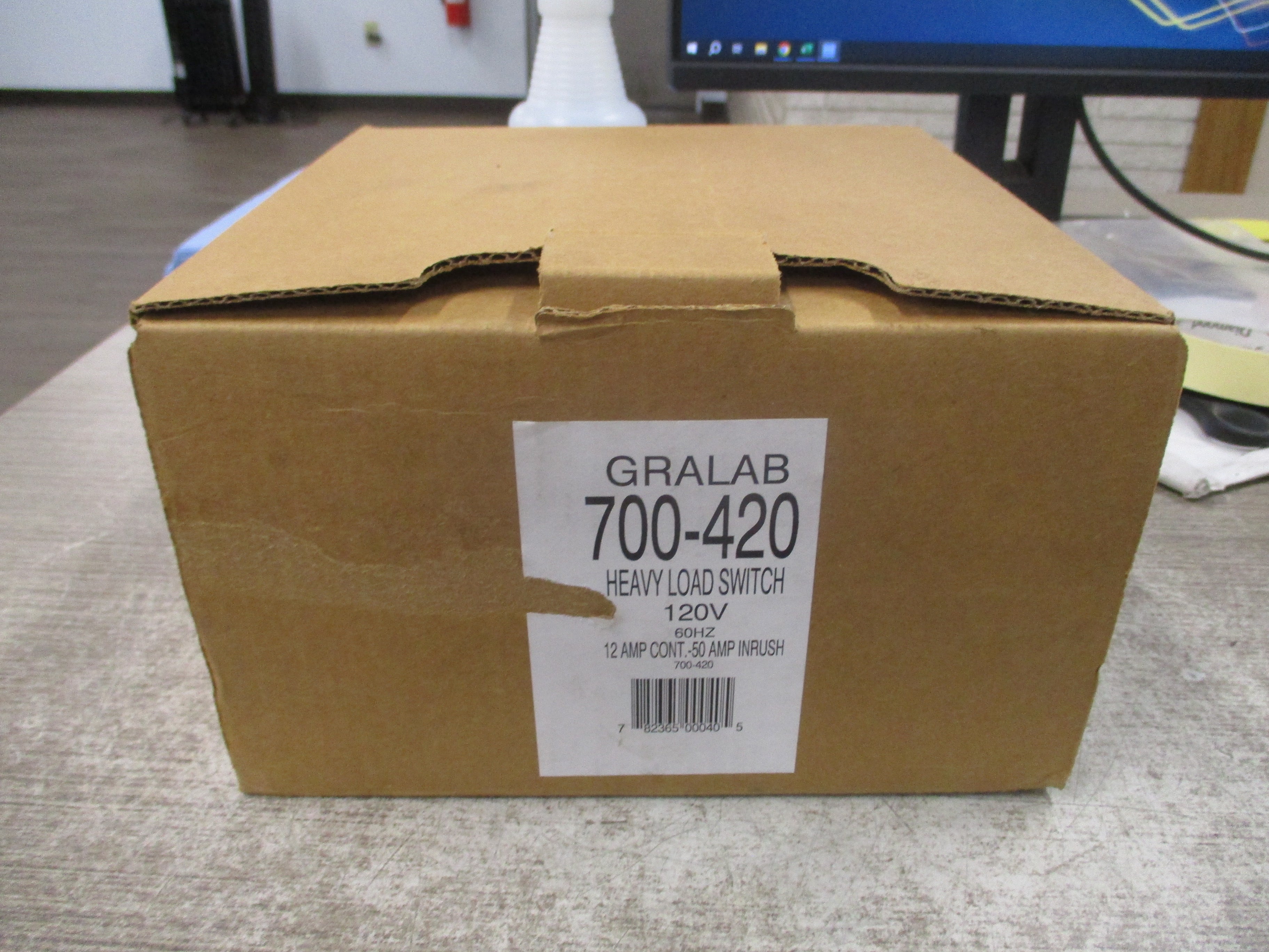 Gralab Heavy Load Switch 700-420 120V 60Hz 12A New Surplus