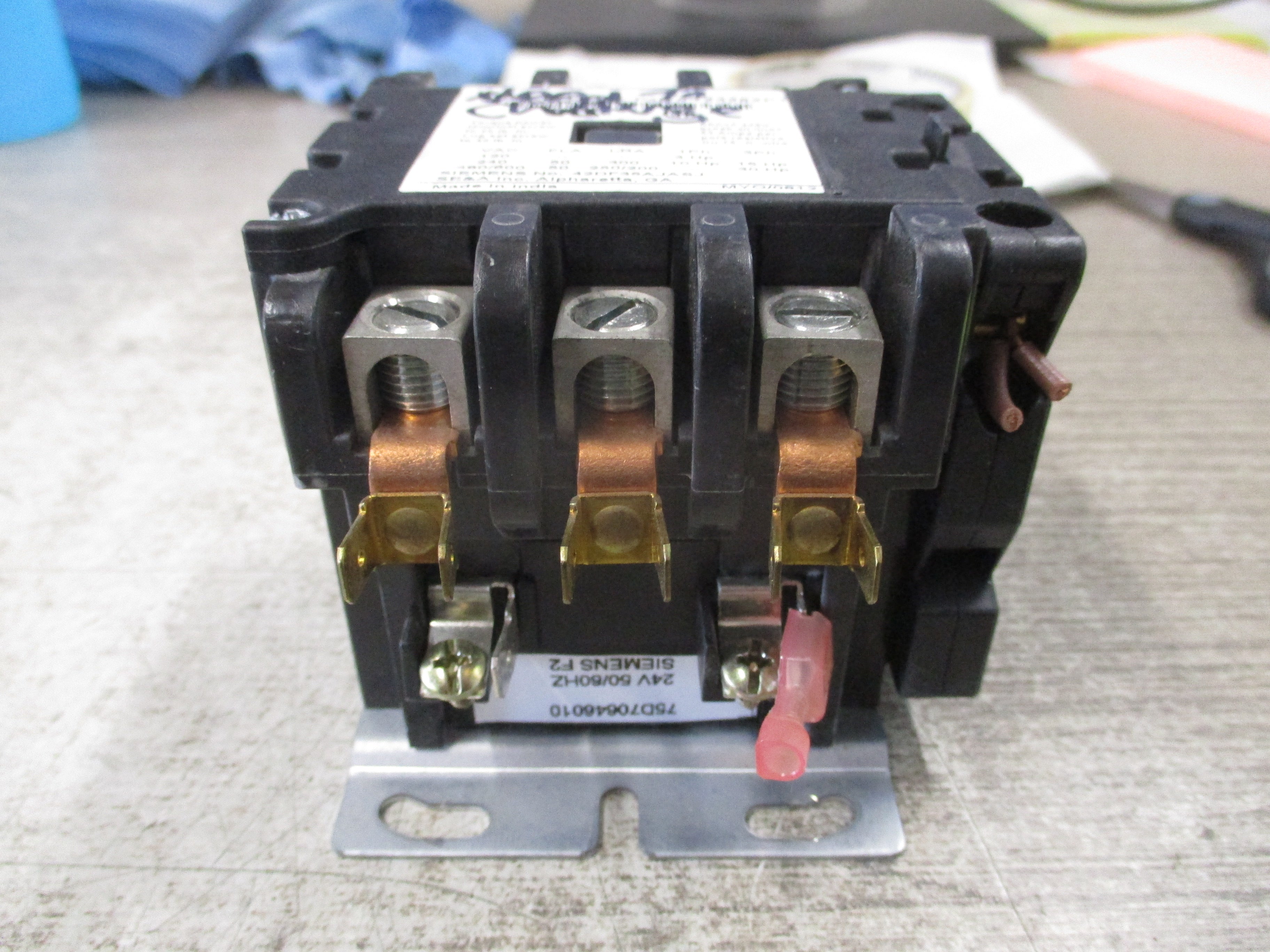 Liebert Contactor 123282P1 24V Coil 50A 600V (1) Aux Contact Used