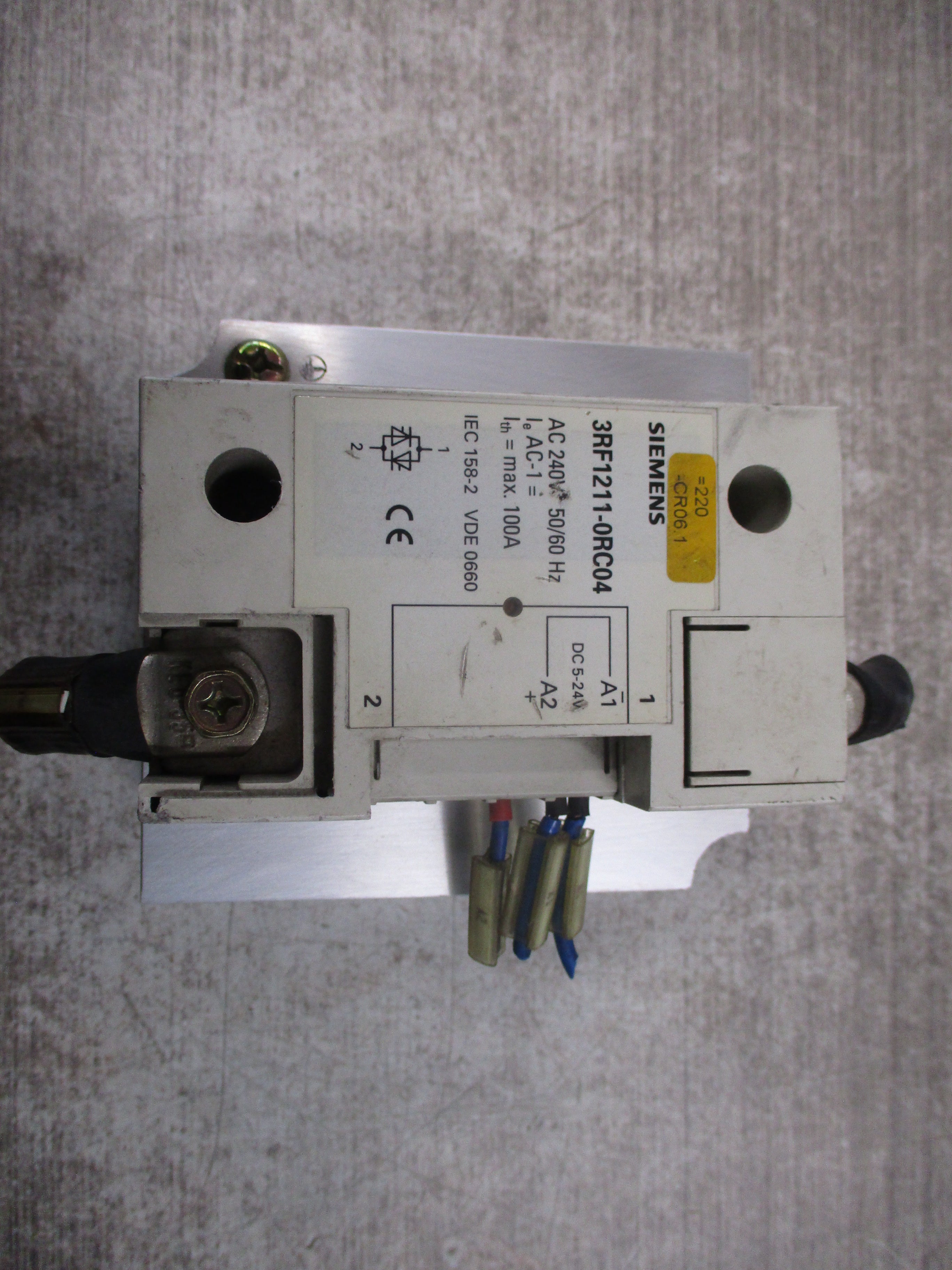 Siemens Semiconductor Contactor 3RF1211-0RC04 240V 100A 50/60Hz Used
