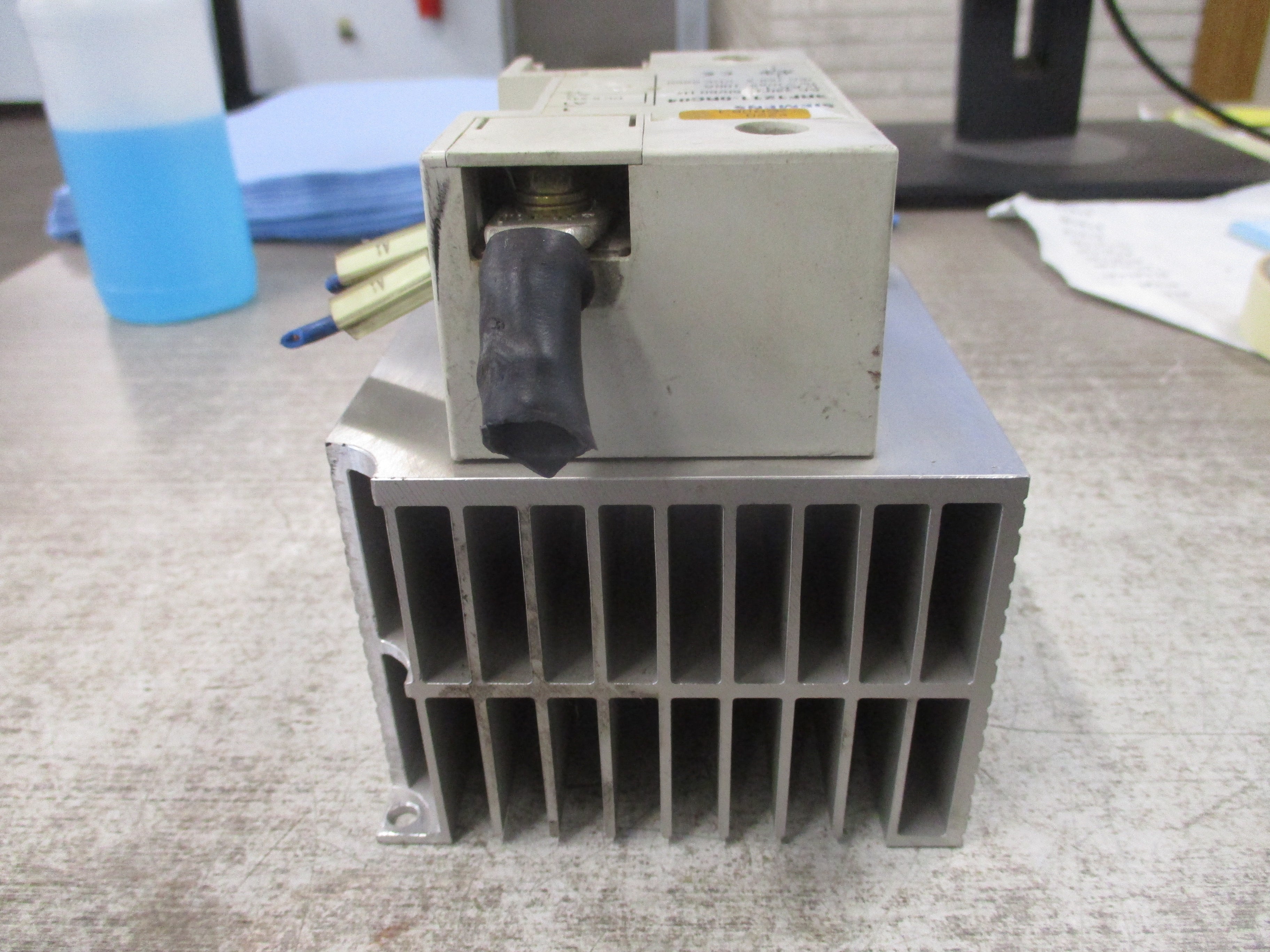 Siemens Semiconductor Contactor 3RF1211-0RC04 240V 100A 50/60Hz Used