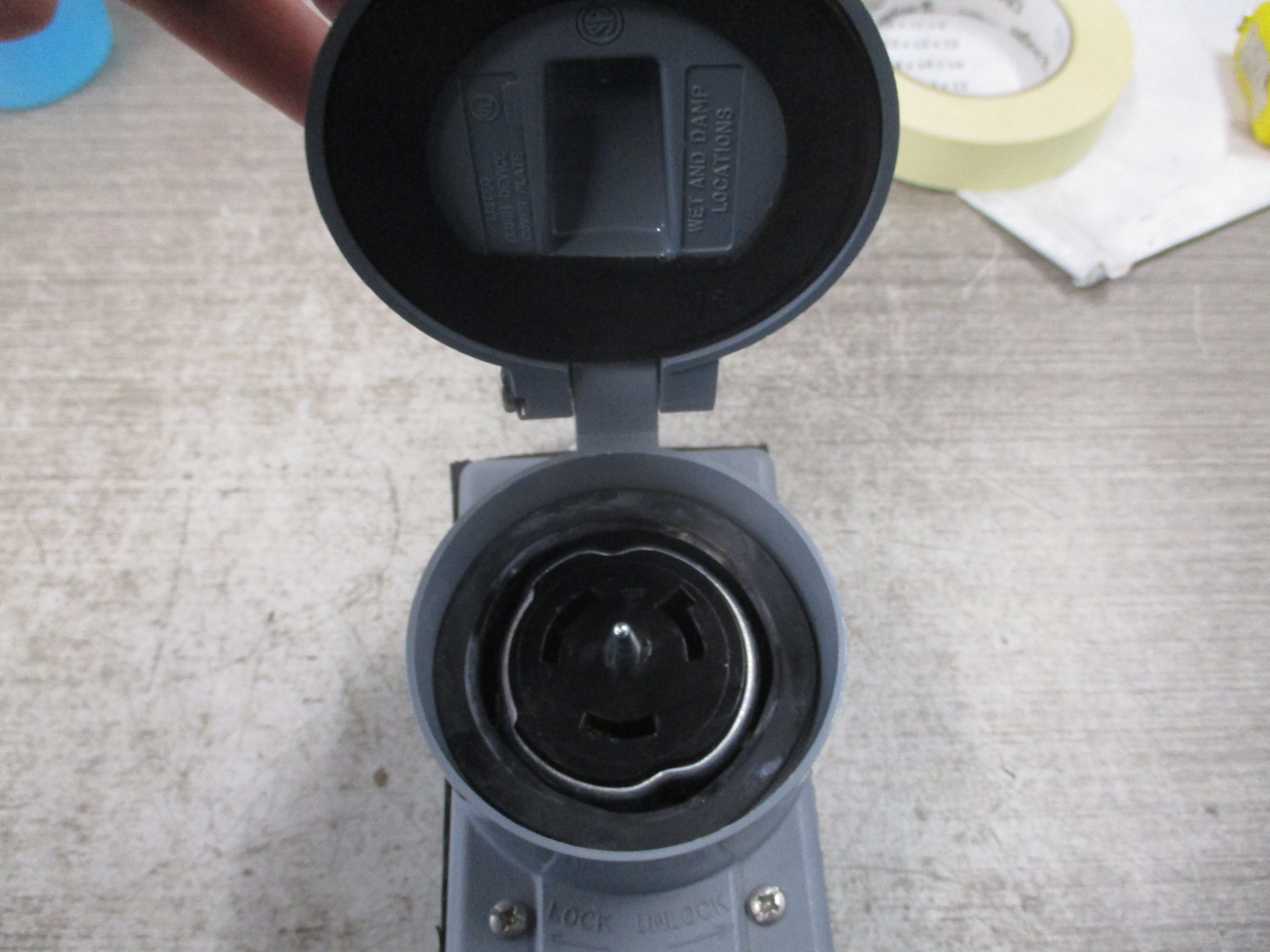 Hubbell Twist-Lock Receptacle 50A 250V Wet Locations Used