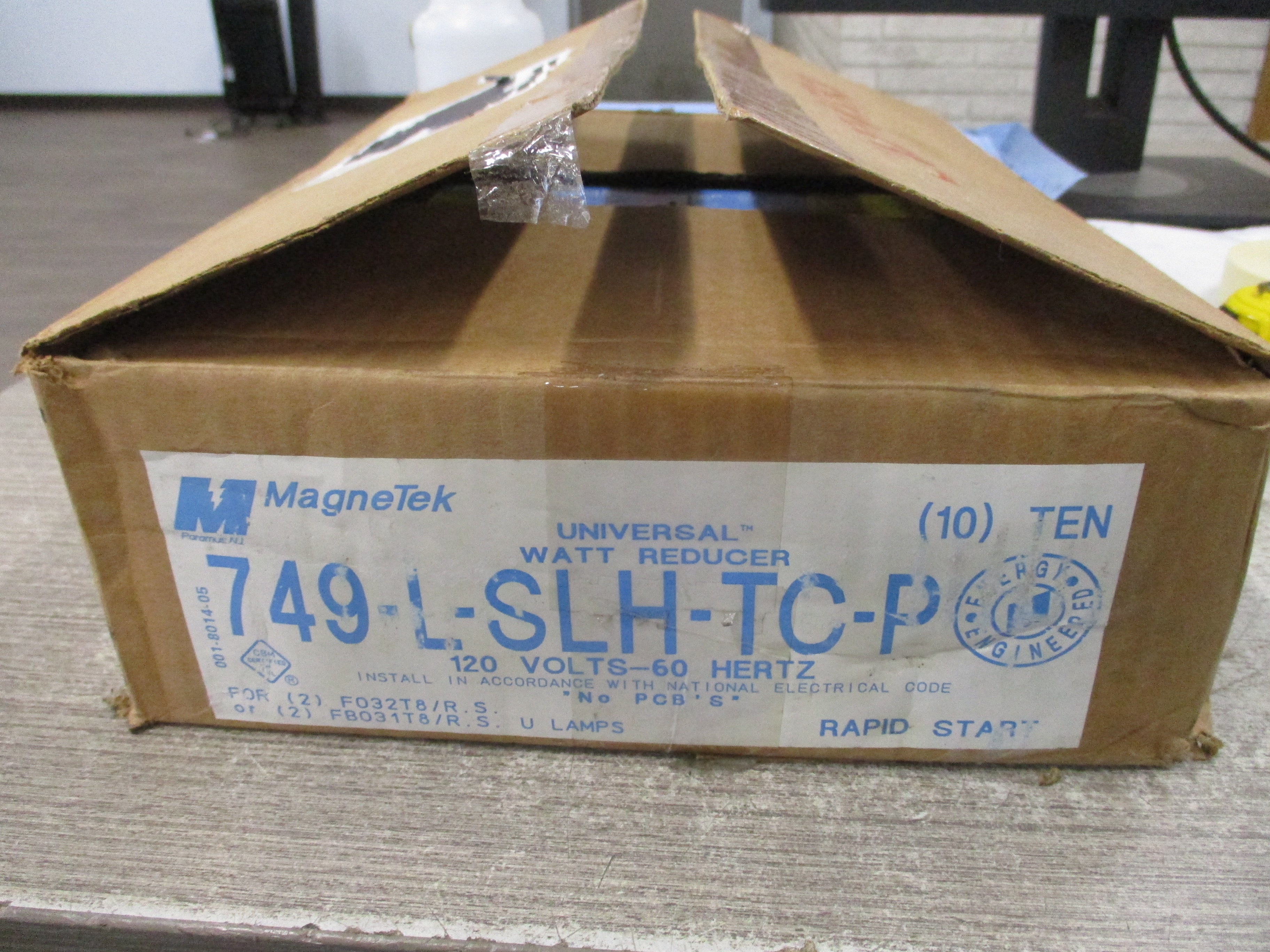 MagneTek Universal Watt Reducer Ballast 749-L-SLH-TC-P 120V 60Hz *Box of 10*