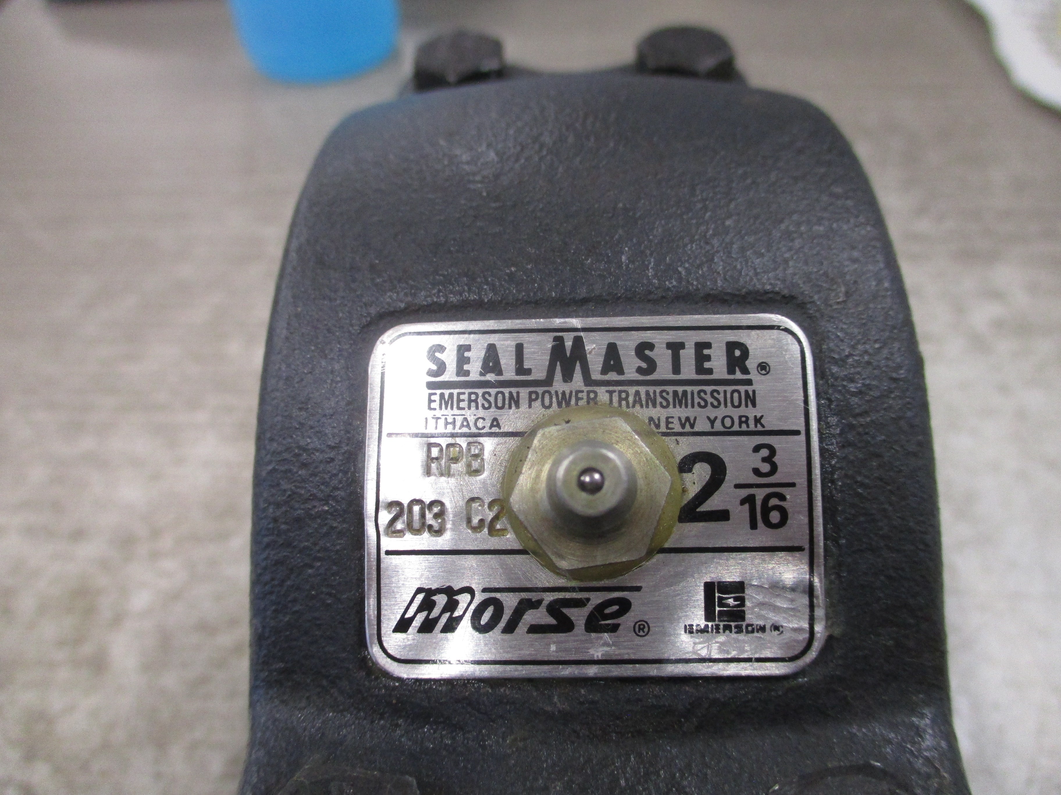 Emerson Morse Seal Master Pillow Block Bearing Housing RPB 203 C2 Size: 2 3/16