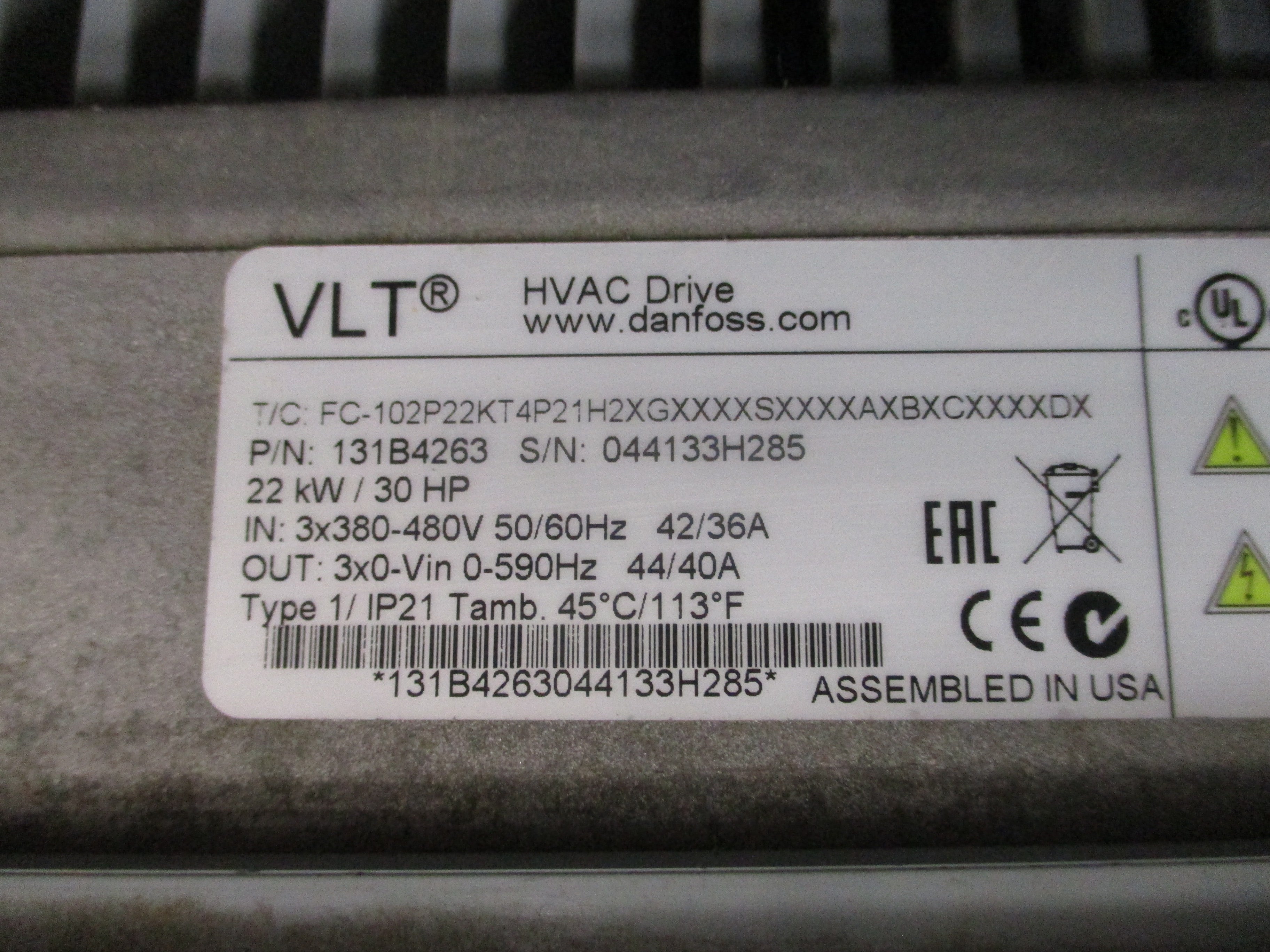 Danfoss VLT AC Drive 131B4263 30HP 3Ph Input: 3x380-480V 50/60Hz 42/36A