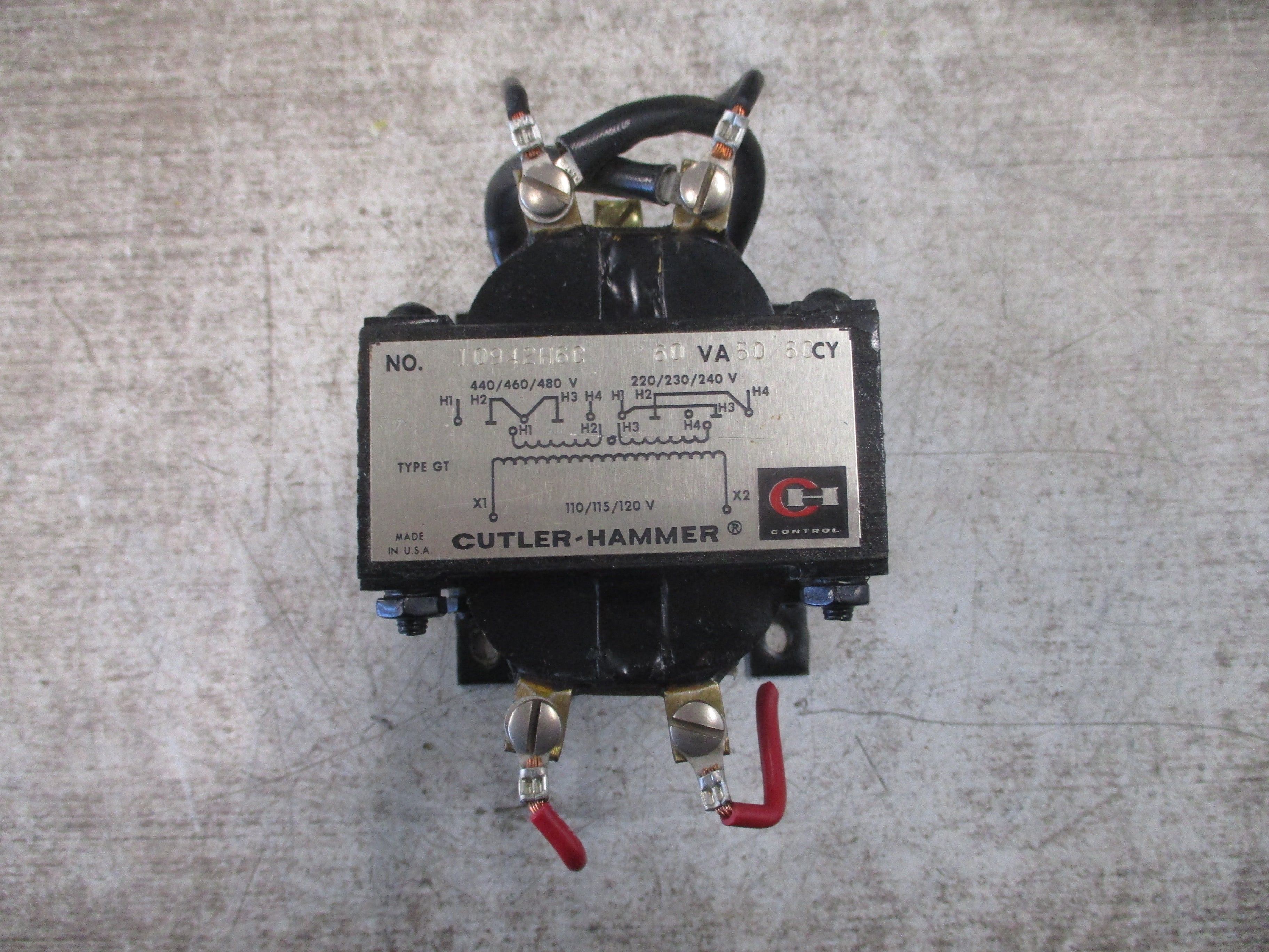 Cutler-Hammer Type GT Transformer 10942H6C 60VA Pri: 240/480V Sec: 120V 60Hz