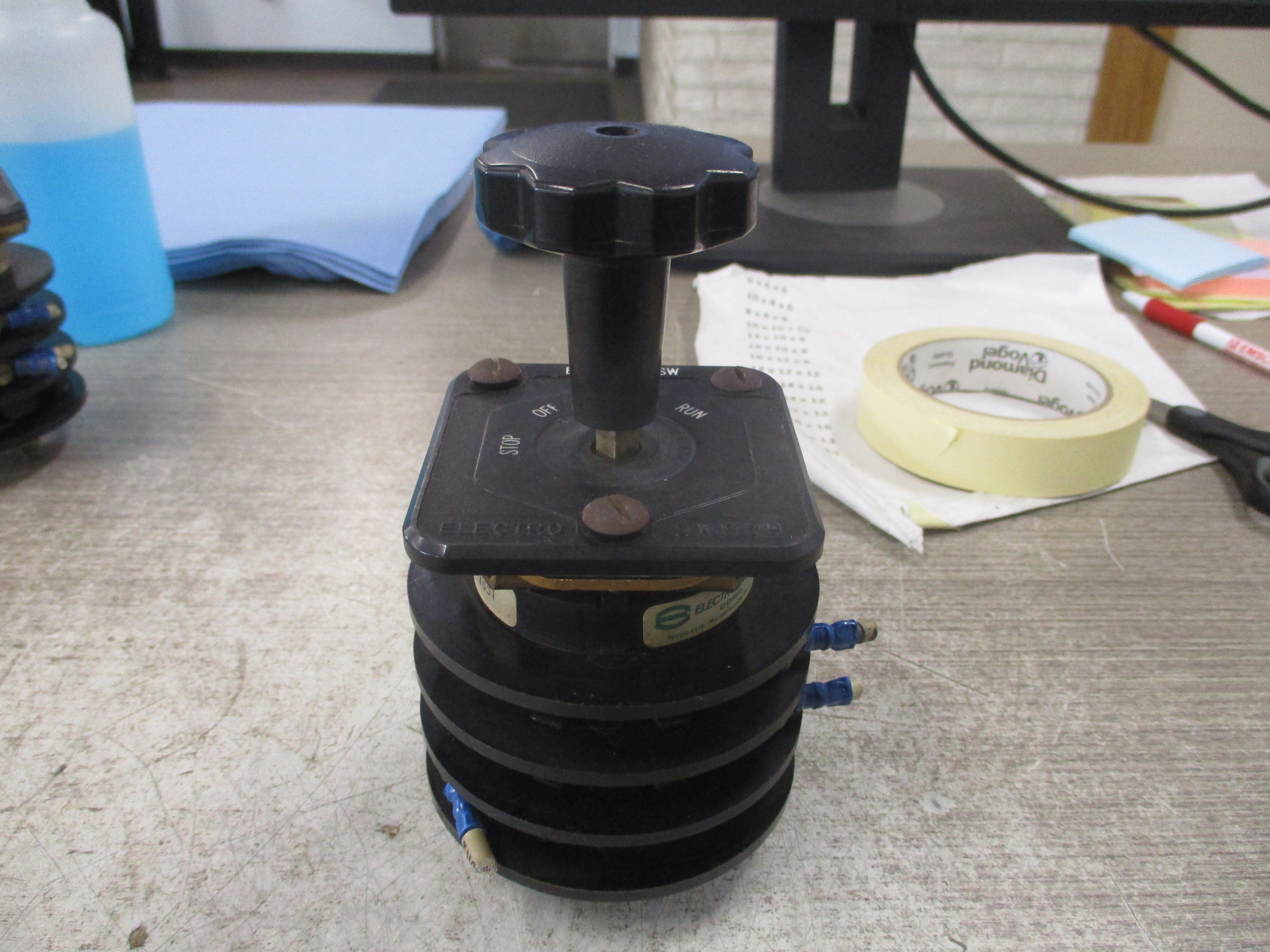 Electro Switch Series 24 Engine Select Rotary Switch 24903LG Used