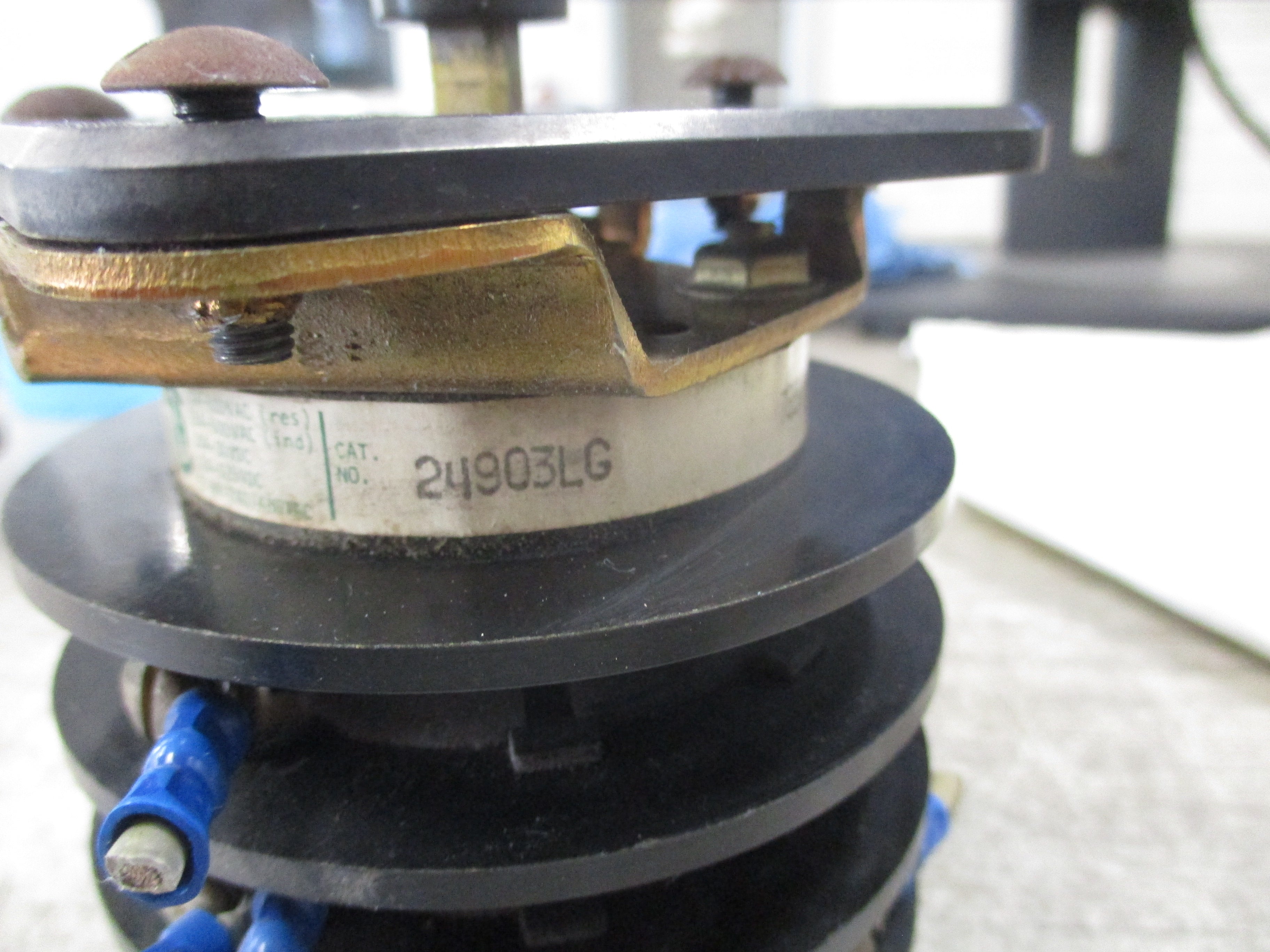 Electro Switch Series 24 Engine Select Rotary Switch 24903LG Used