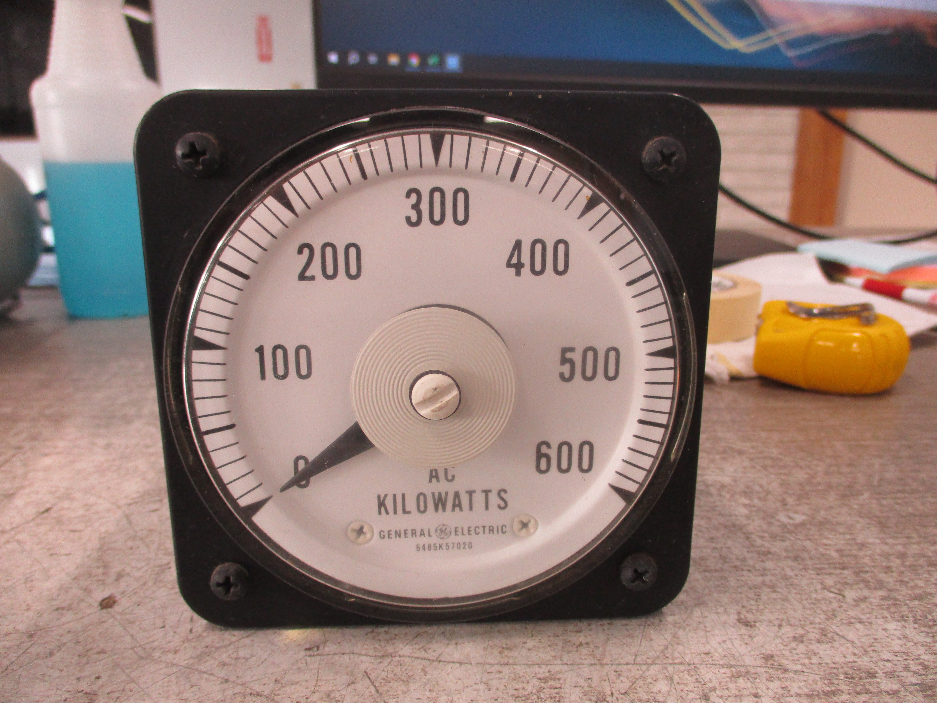 GE AC Kilowatt Meter 50-103251ANFF1CTC Range: 0-600KW Used
