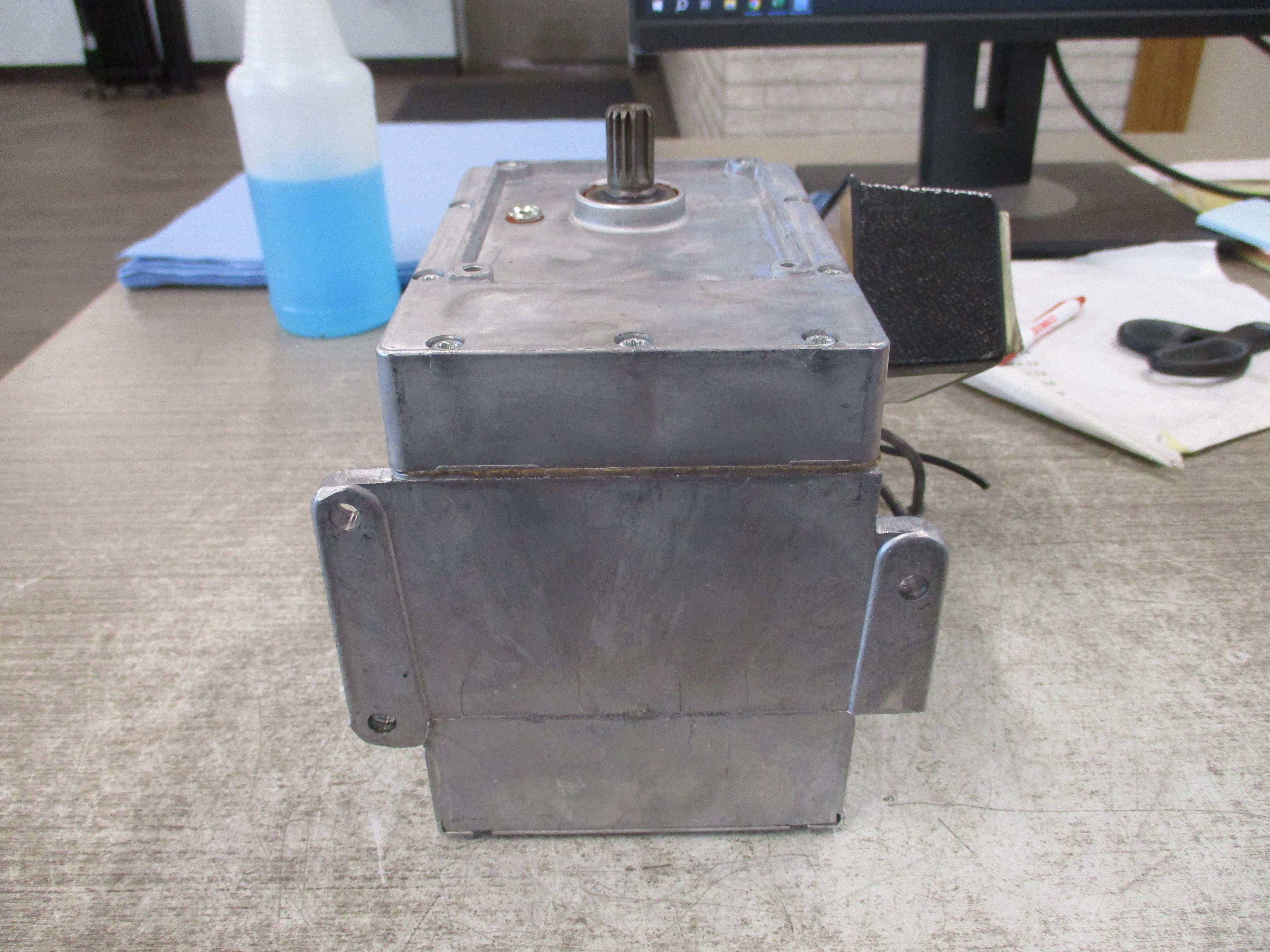 Schneider Electric Actuator MP-486-0-2-2 120V 0.6A 60Hz Used