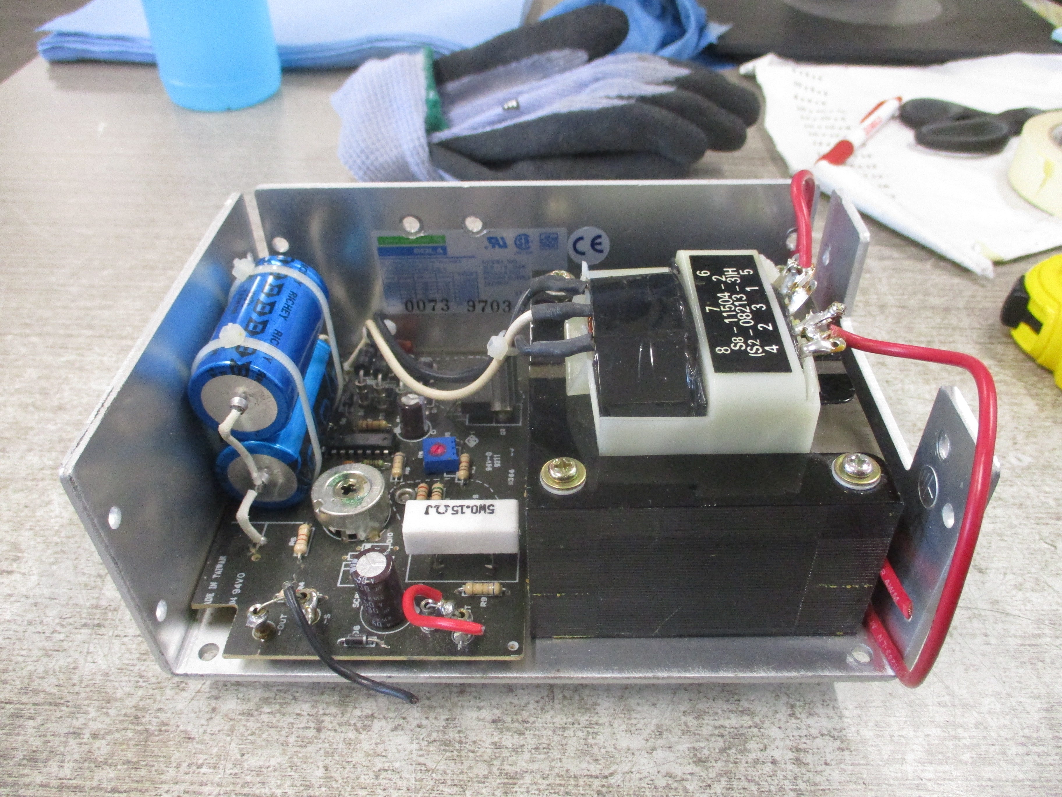 Sola Regulated Power Supply SLS-15-045 Input: 120-240VAC 1.5-0.75A