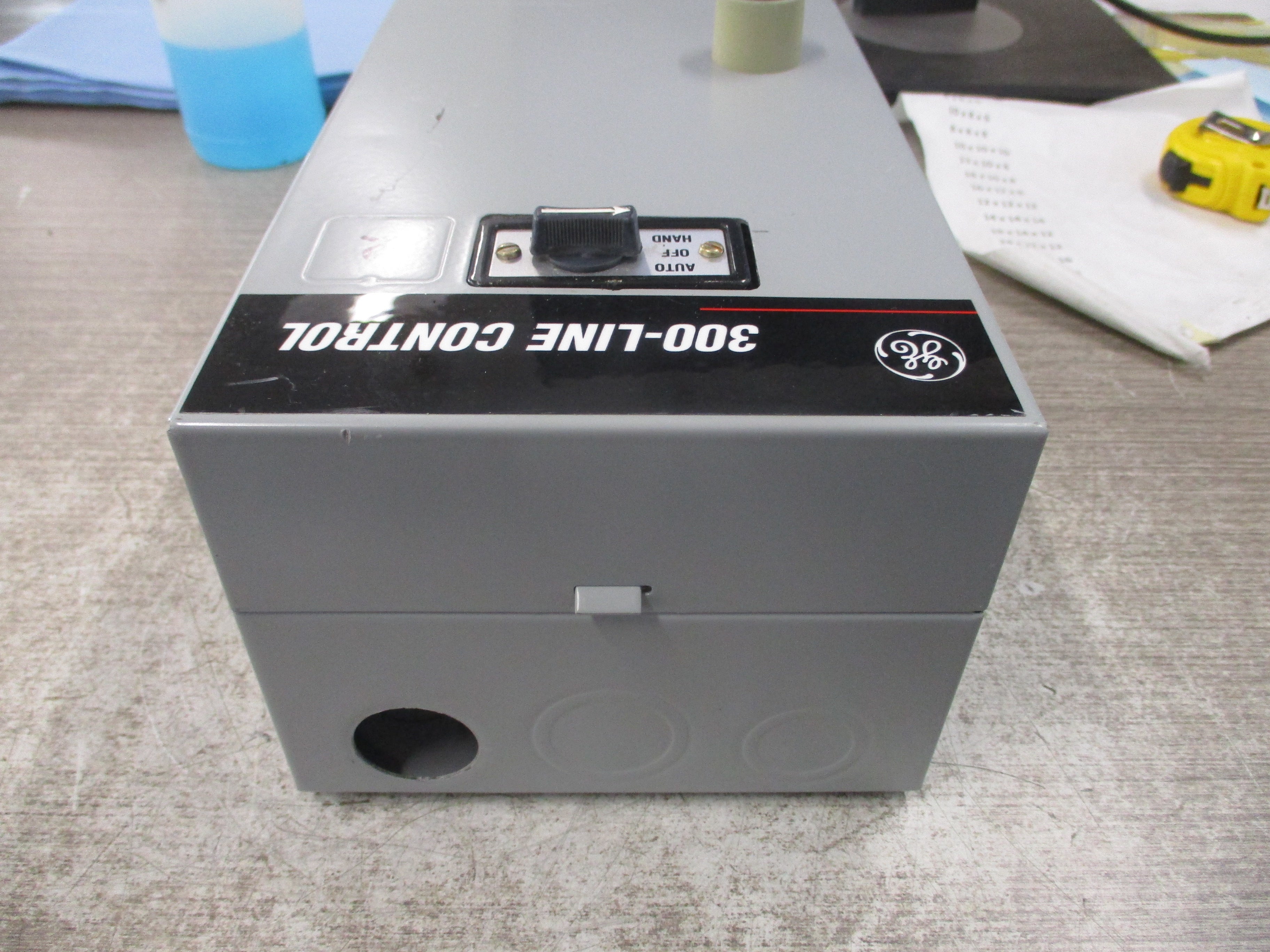 GE Enclosed Size 00 Starter CR306A1** 115-120V Coil 9A 600VAC Type 1 Enclosure Used