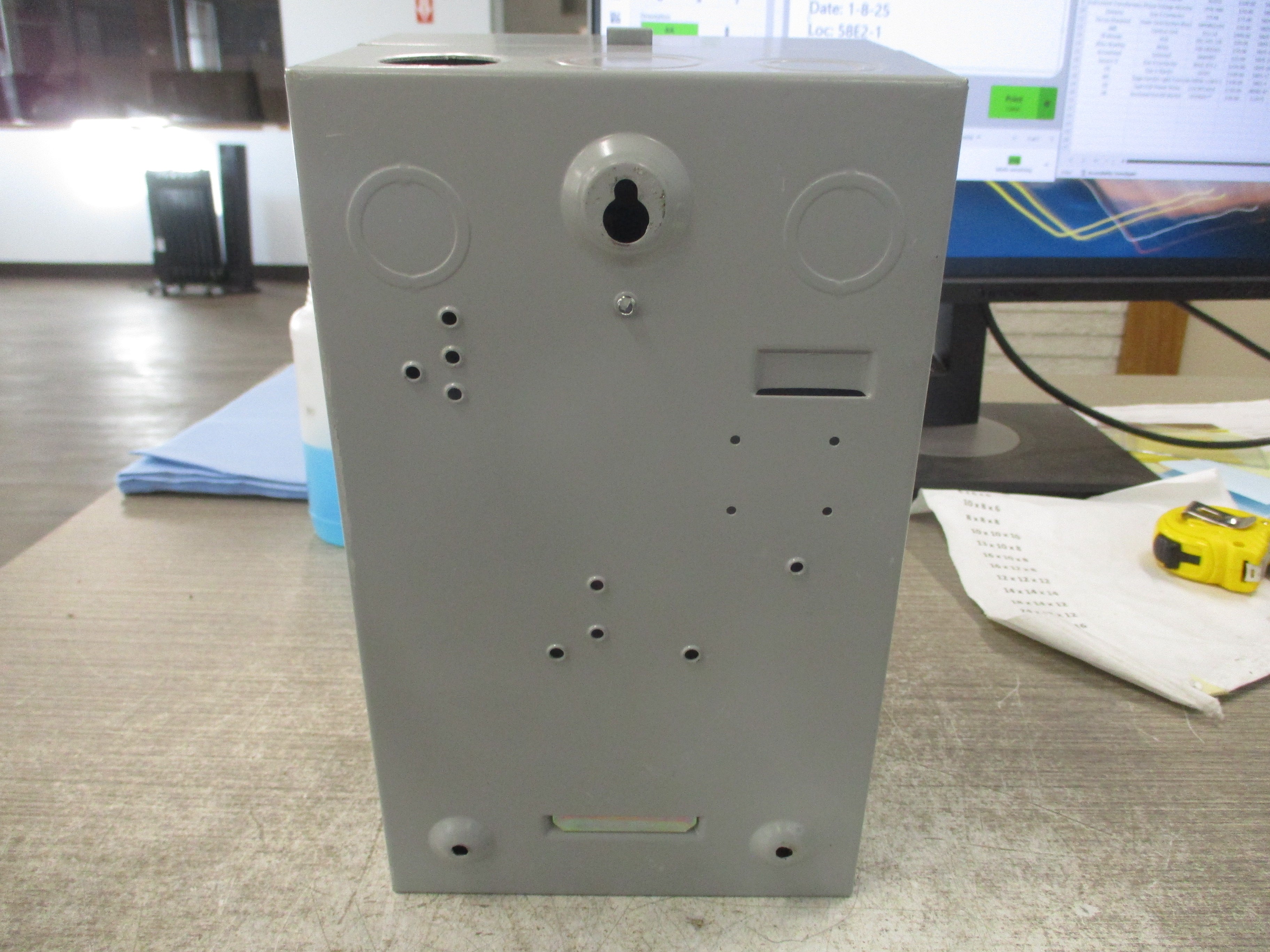 GE Enclosed Size 00 Starter CR306A1** 115-120V Coil 9A 600VAC Type 1 Enclosure Used