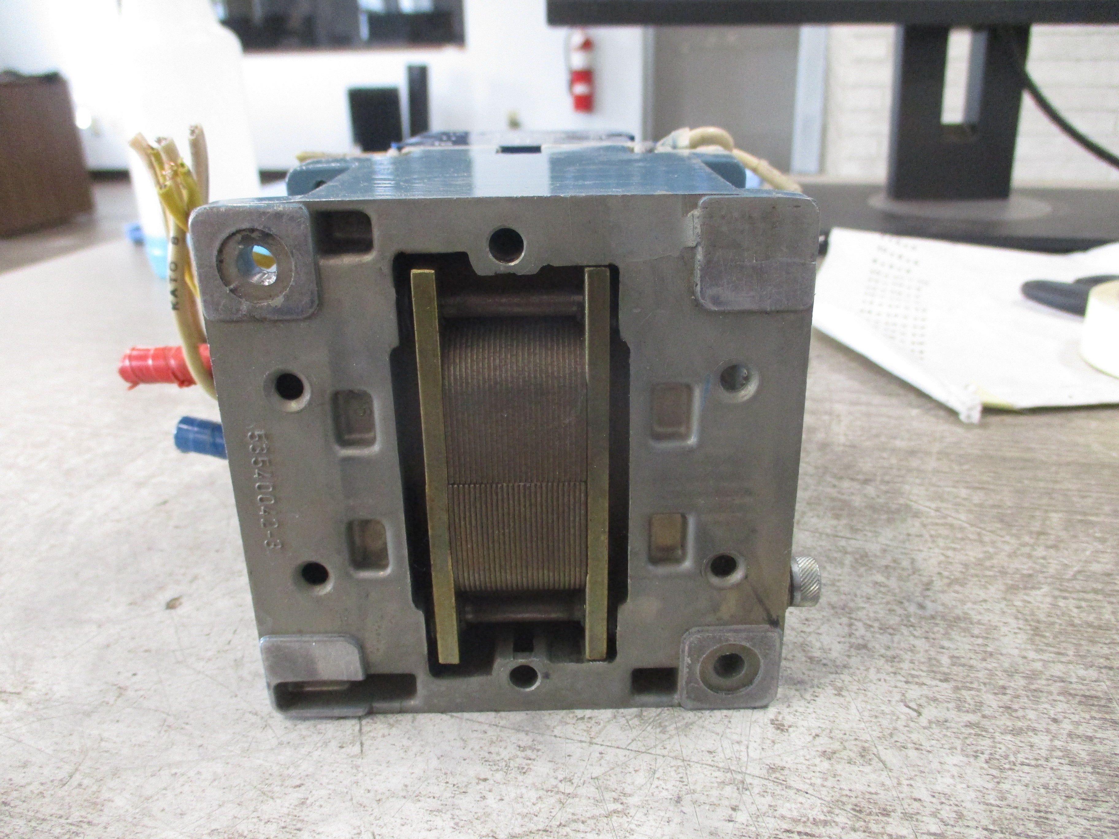 ABB SACE Tmax Breaker Disconnect T6L 800 PR222DS/P 800A 600V 3P *No Handle*